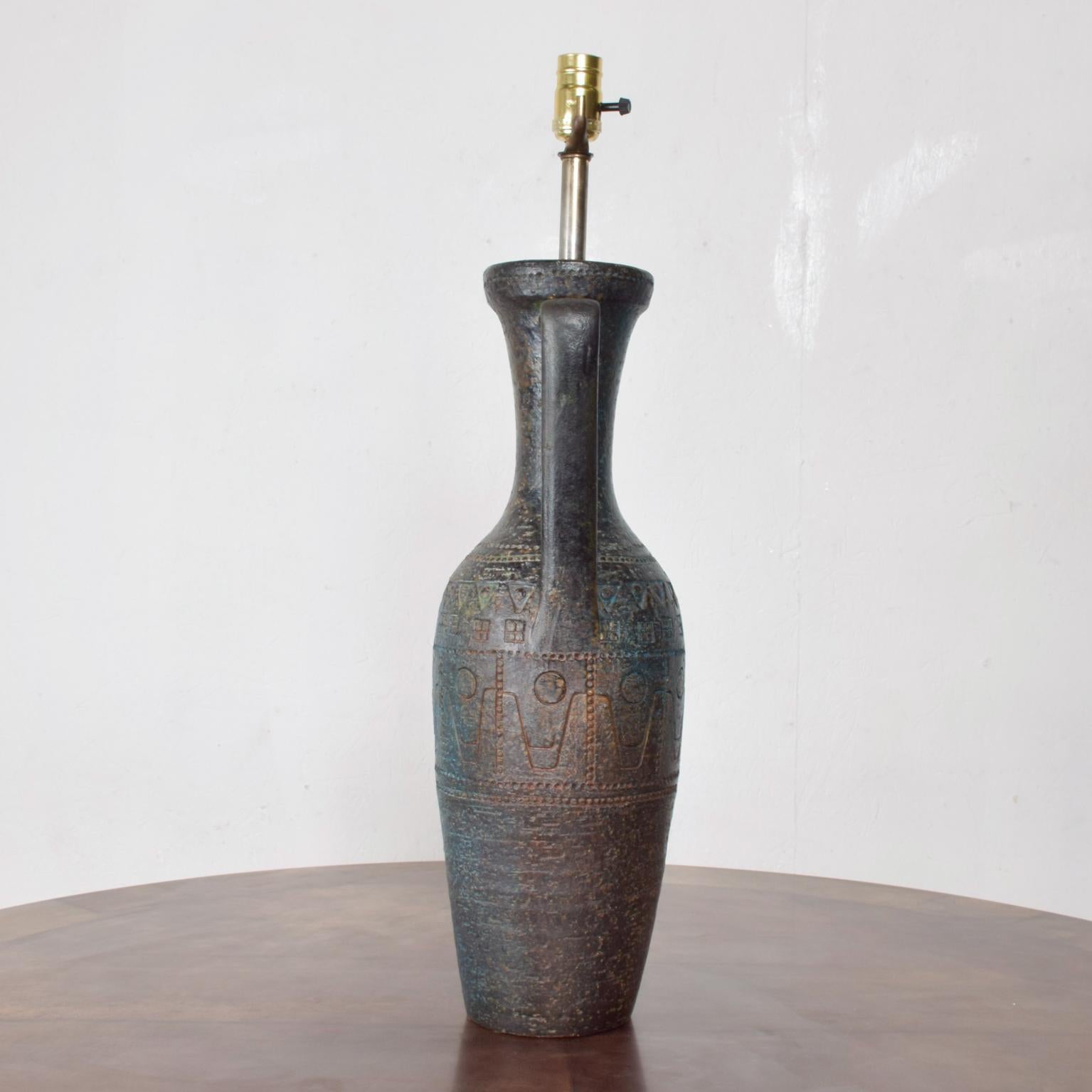 Italian Midcentury Rimini Blue, Aldo Londi Bitossi, Ceramic Table Lamp, 1950s