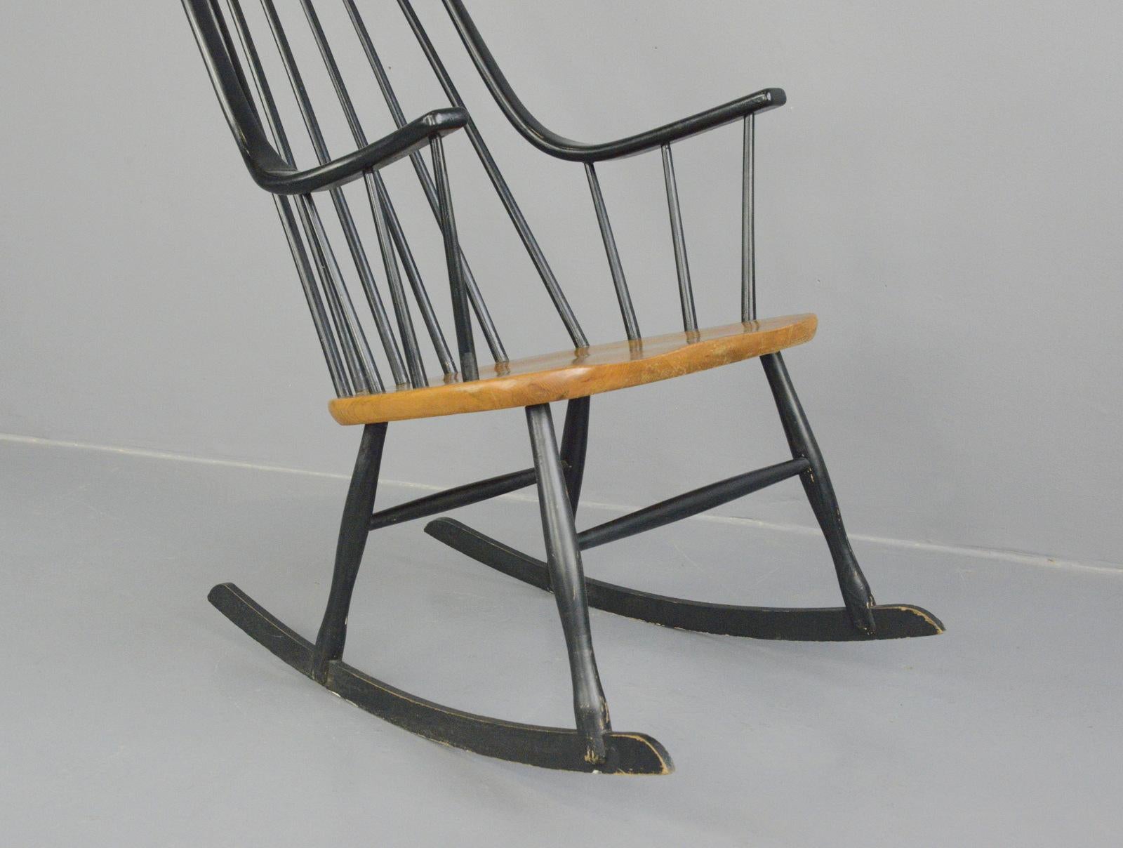Midcentury Rocking Chair by Ilmari Tapiovaara 5