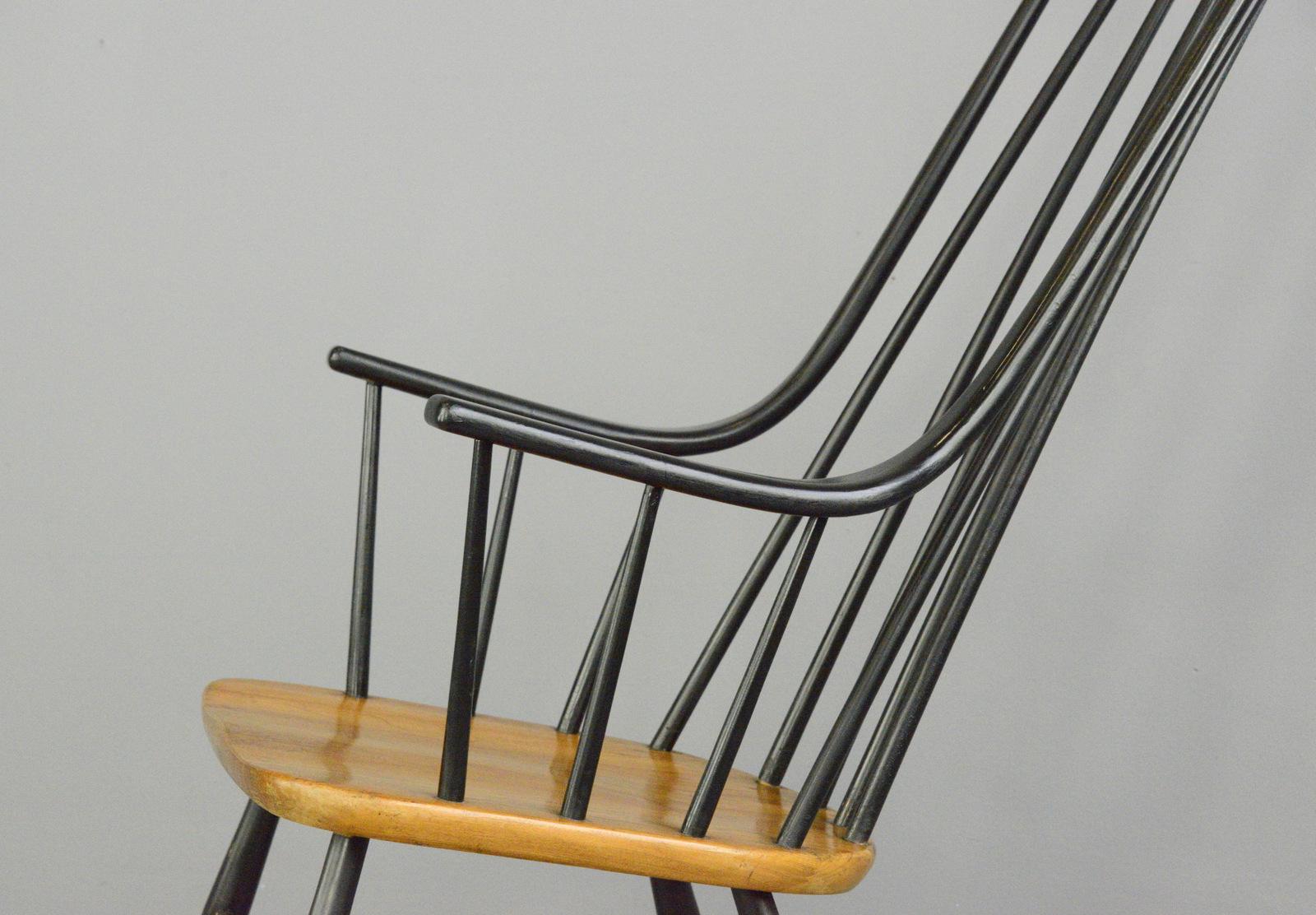 Midcentury Rocking Chair by Ilmari Tapiovaara In Good Condition In Gloucester, GB