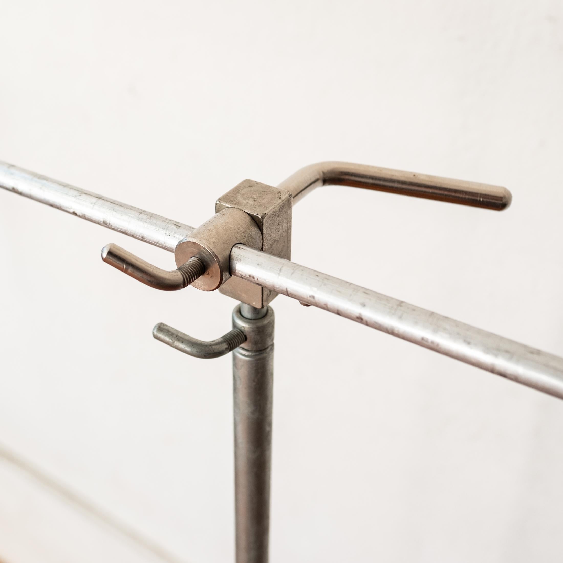 Midcentury Roland Smith Floor Lamp by Smith-Victor Corporation In Good Condition In San Diego, CA