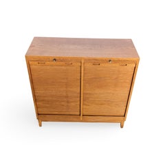 Commode à volets roulants de style milieu du siècle, en chêne, avec stores vénitiens, armoire de bureau