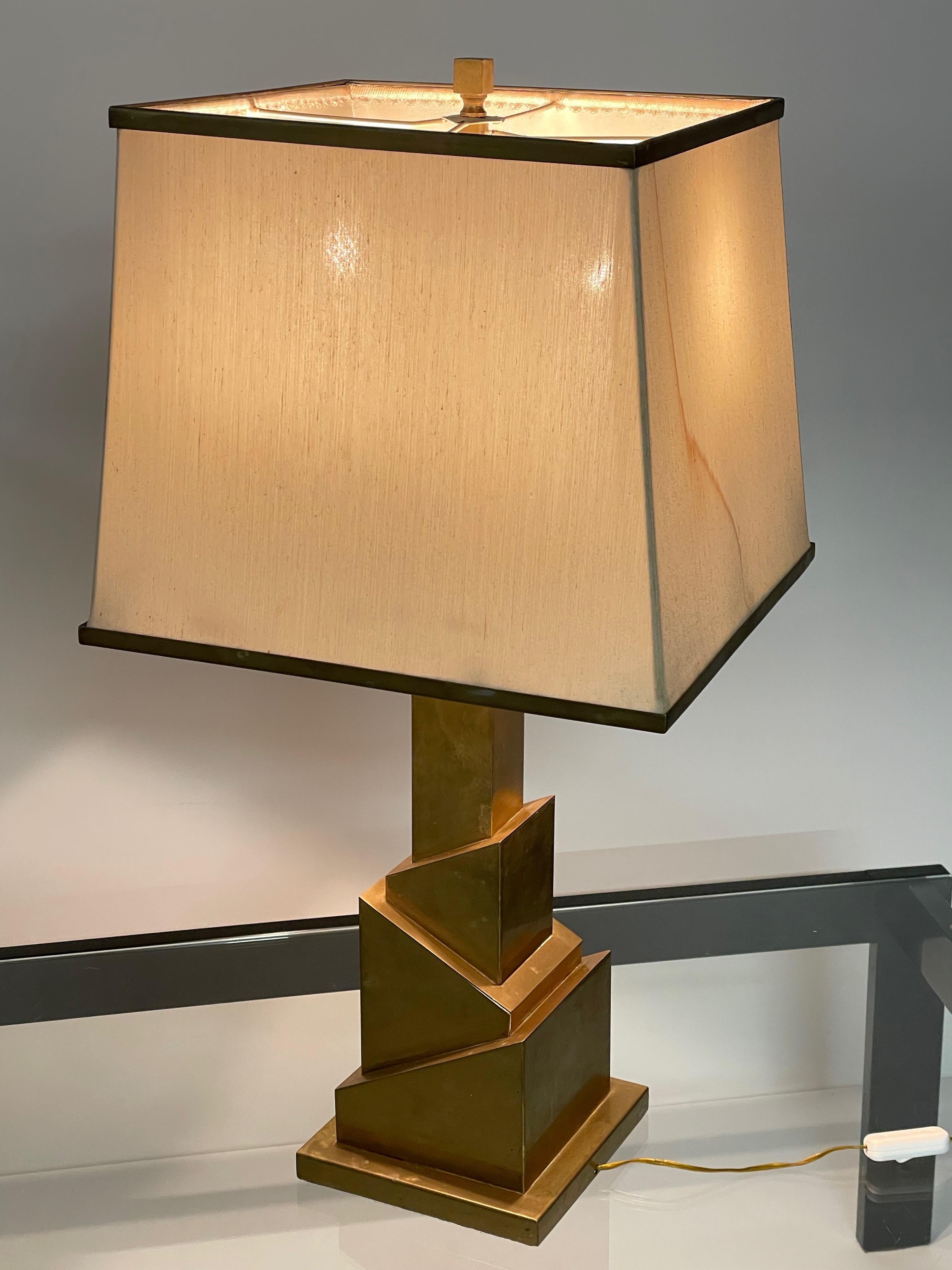 Midcentury Romeo Rega Brass Table Lamp with Skyscraper Structure, Italy, 1970s 10
