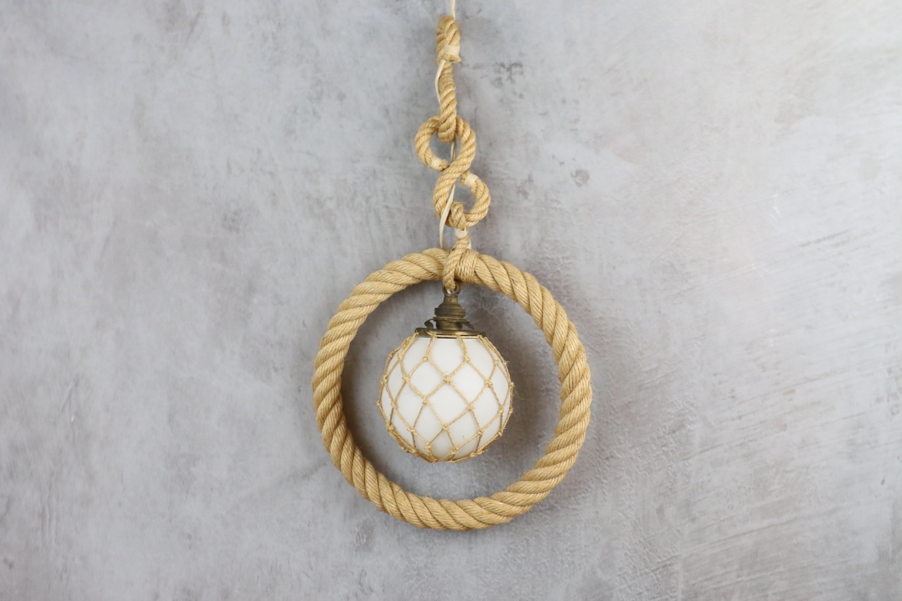 Midcentury Rope Chandelier by Adrien Audoux and Frida Minet, circa 1960 For Sale 2
