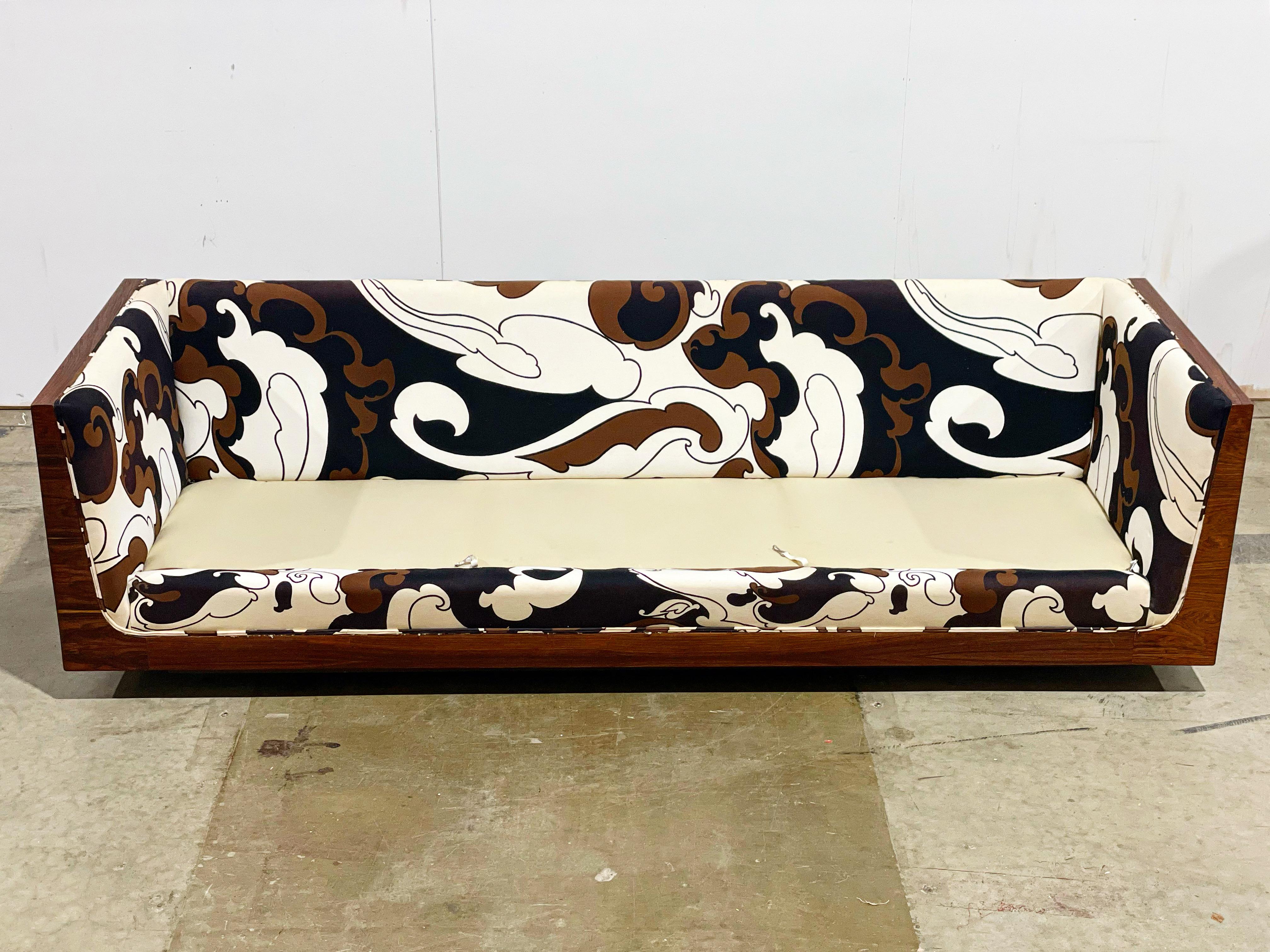 Midcentury Rosewood Case Sofa by Bernhardt Flair Division, After Baughman 4