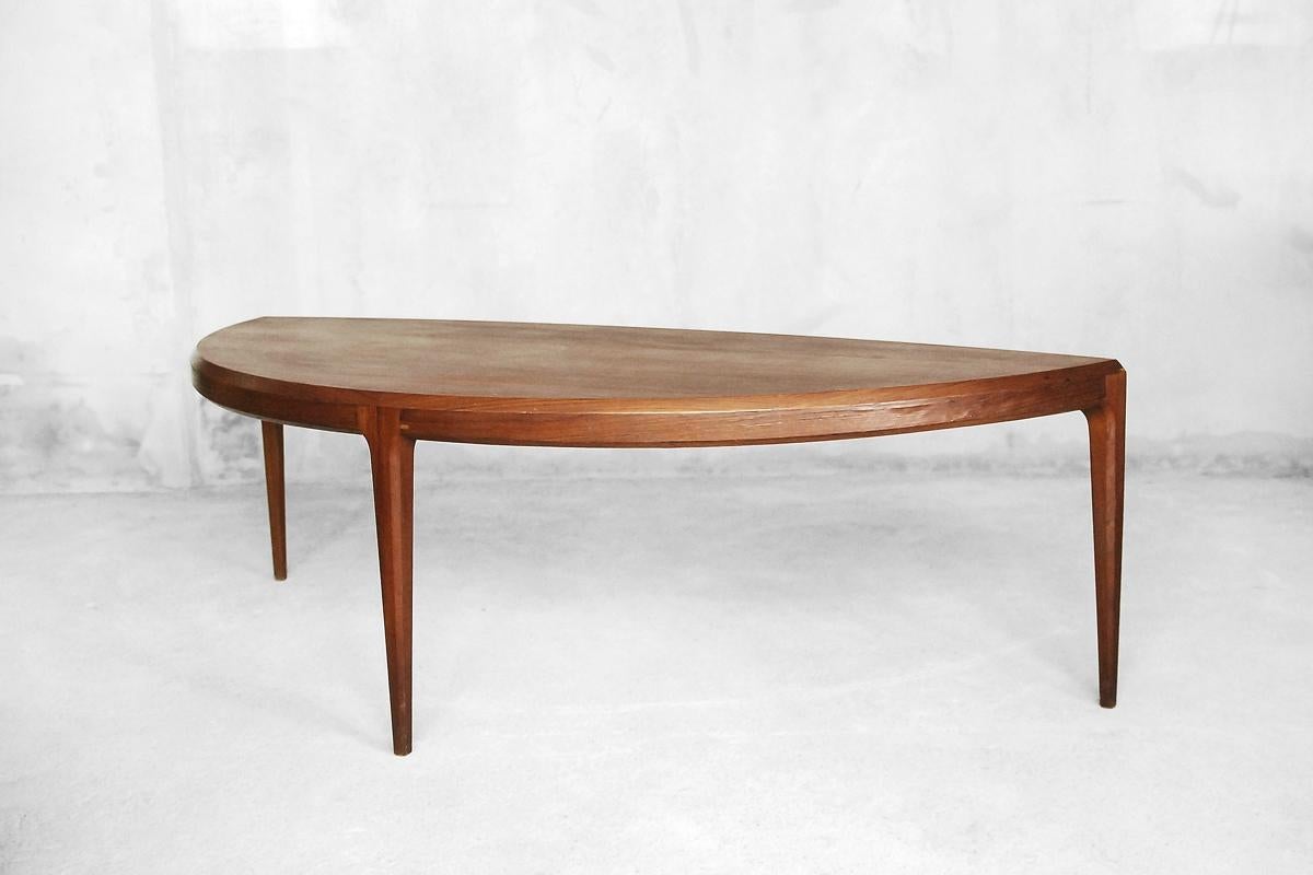 Midcentury Rosewood Coffee Table by Johannes Andersen for CFC Silkeborg, 1950s In Good Condition In Warsaw, PL