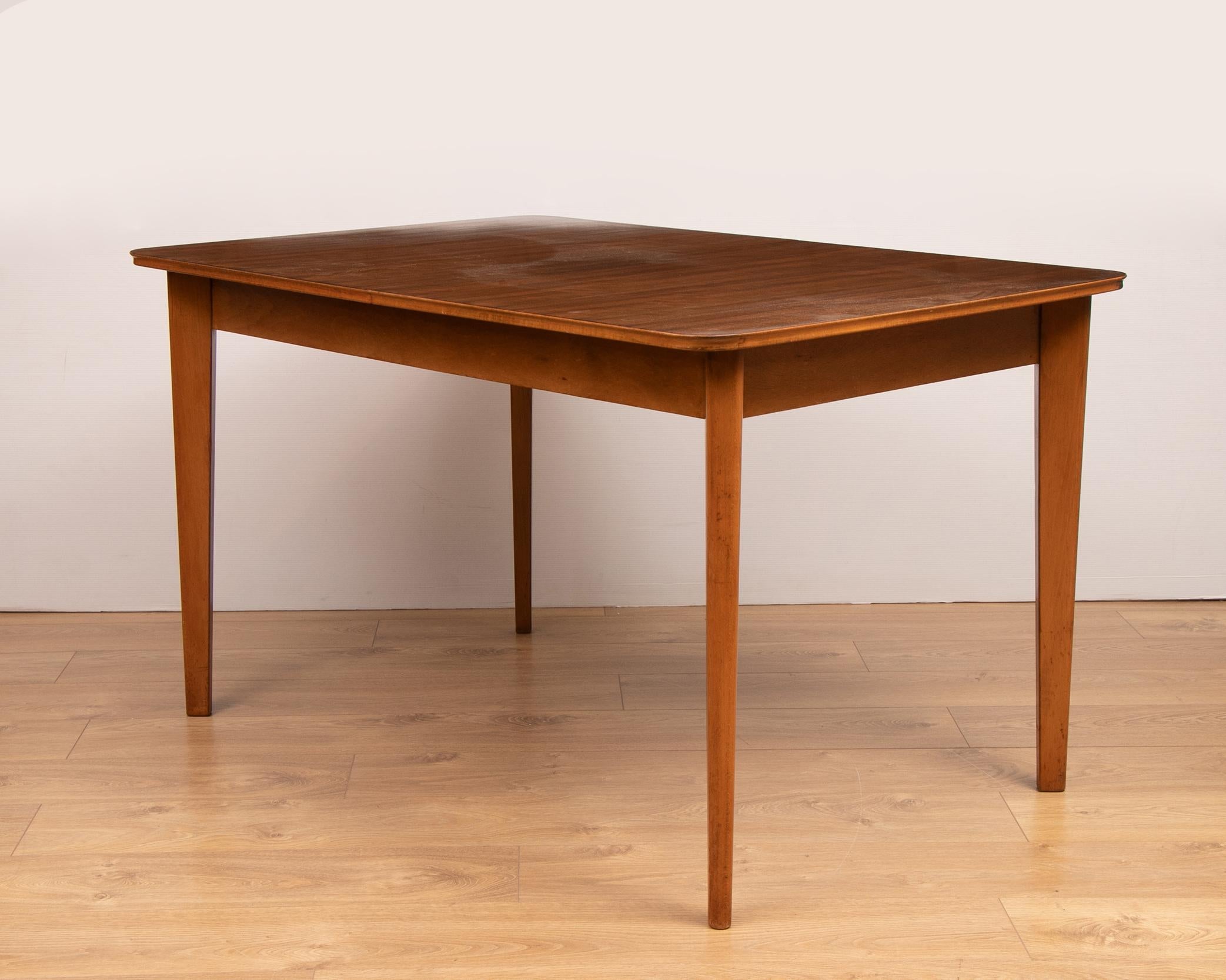 Mid-Century Modern Midcentury Rosewood Dining Table and 4 Chairs by Gordon Russell, circa 1960 For Sale