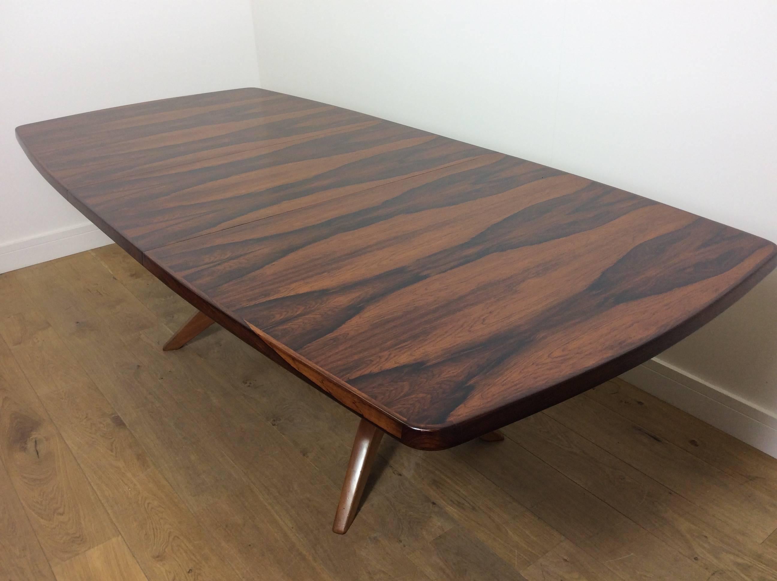 Midcentury Rosewood Extendable Table For Sale 3