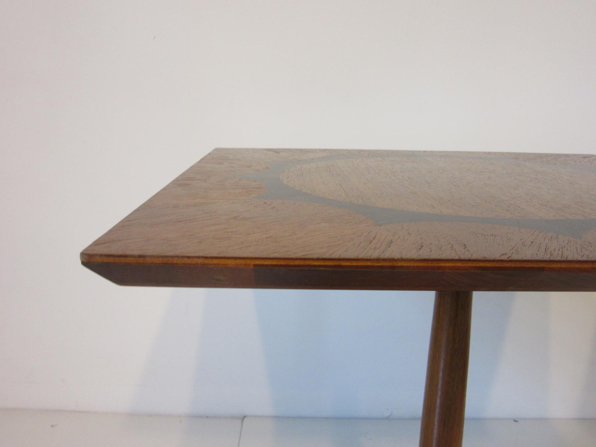 Midcentury Rosewood / Mahogany and Walnut Pedestal End Tables In Good Condition In Cincinnati, OH