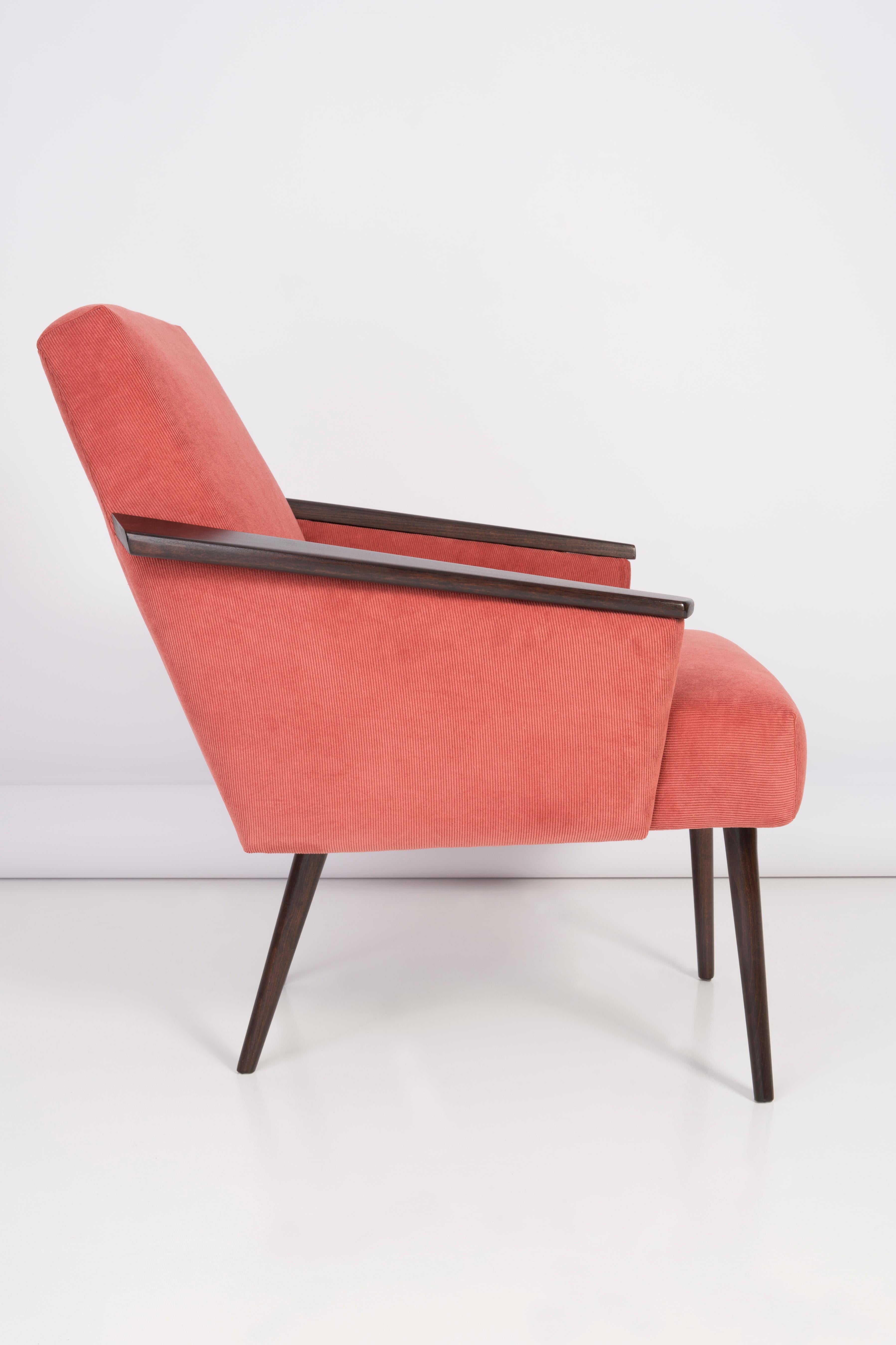 Hand-Crafted Midcentury Rosewood Pink Corduroy Club Armchair, 1960s For Sale