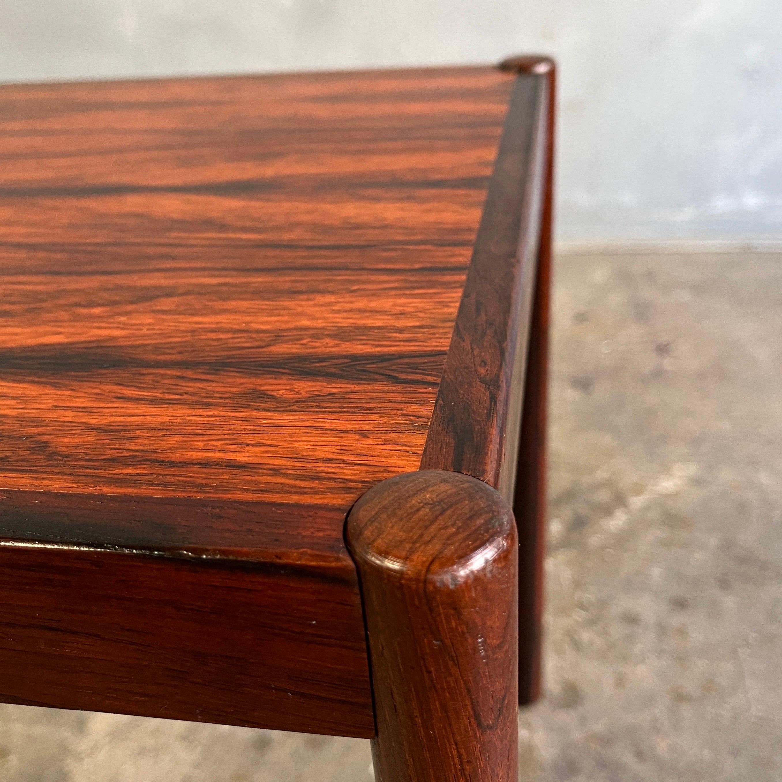 Midcentury Rosewood Table 7