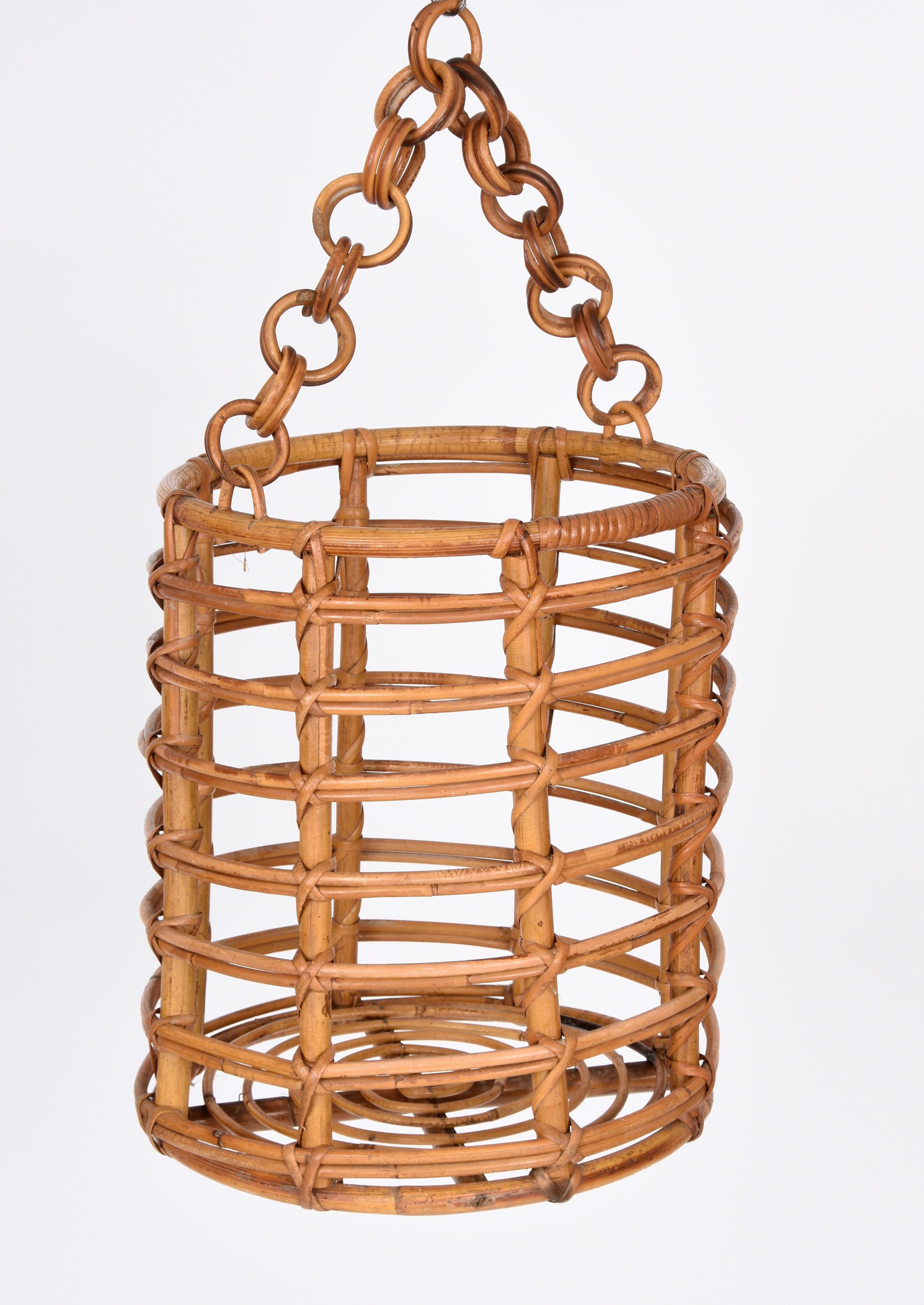 Midcentury Round Bamboo and Rattan Italian Magazine Rack, 1960s For Sale 3