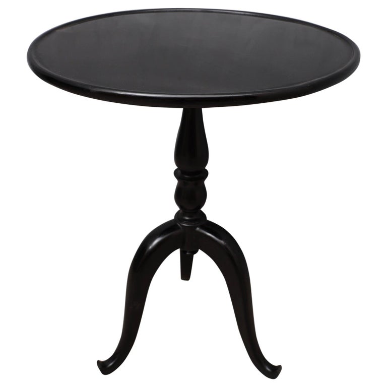 Midcentury Round Black Side Table 1930, Black Round Pedestal Side Table