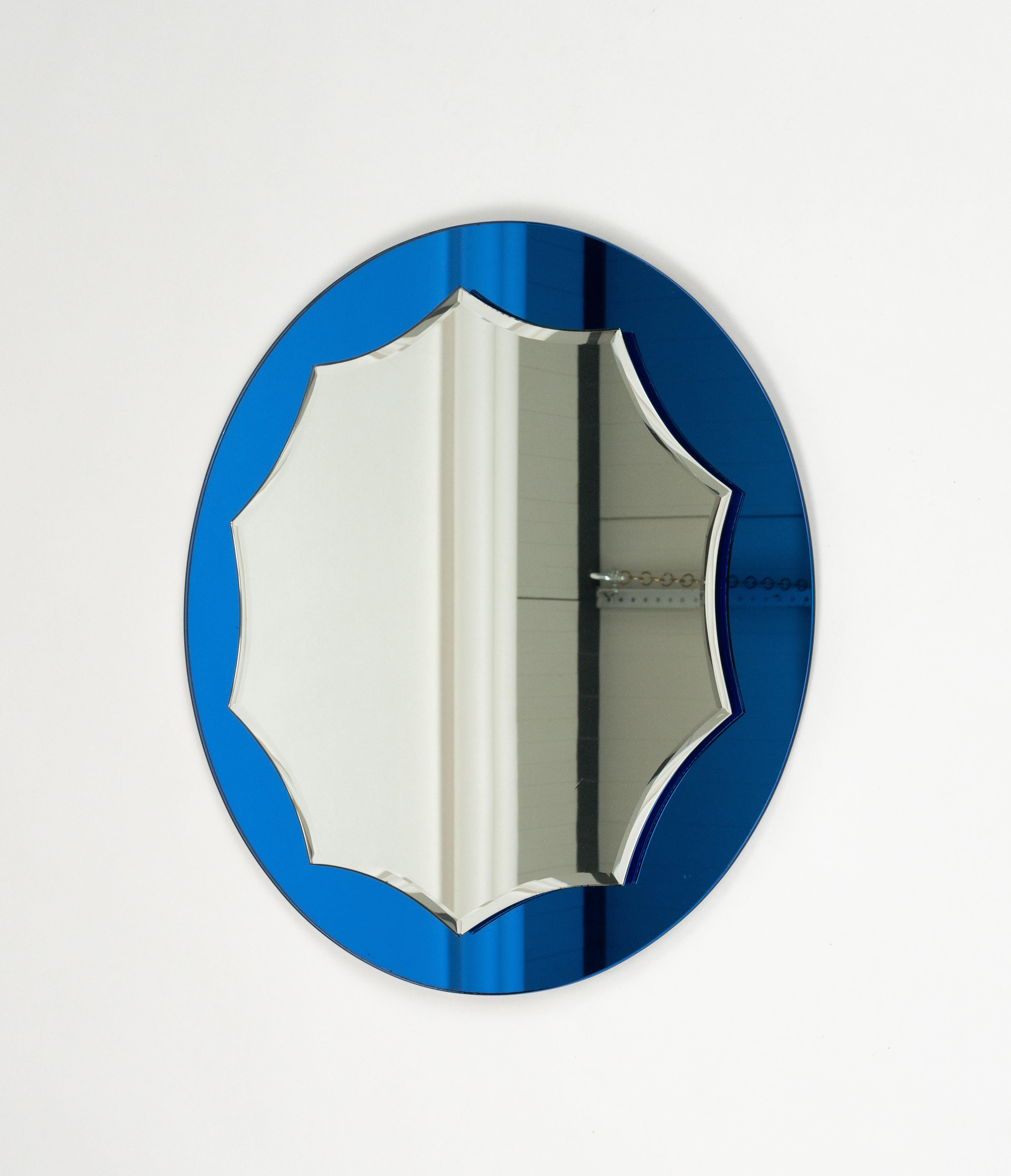 Midcentury Round Blue Wall Mirror Cristal Arte Style, Italy 1960s For Sale 4