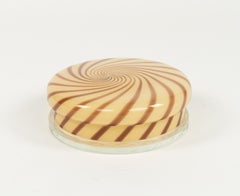 Caja redonda de mediados de siglo en cristal de Murano de Tommaso Barbi, Italia Años 70