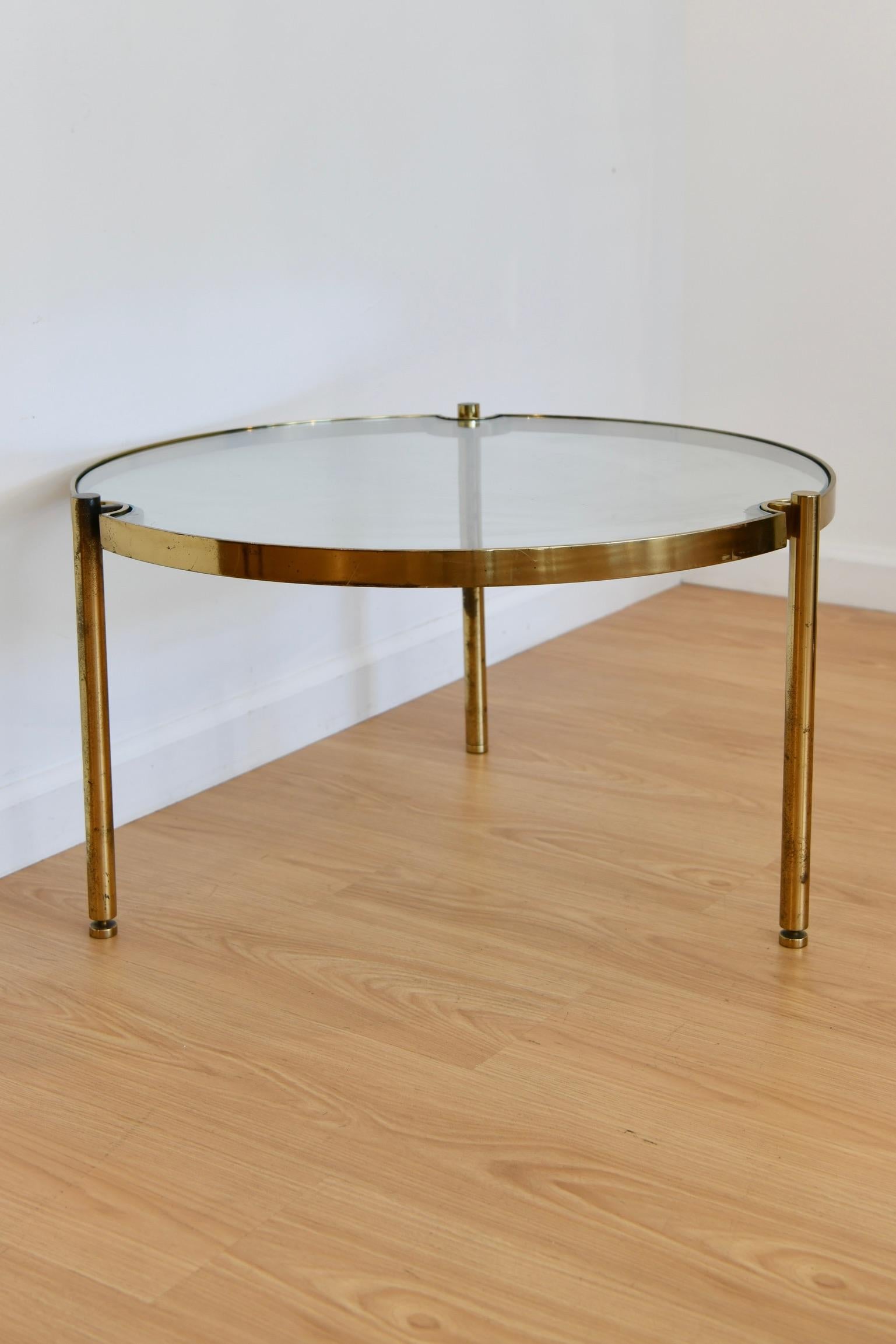20th Century Midcentury Round Brass Coffee Table For Sale