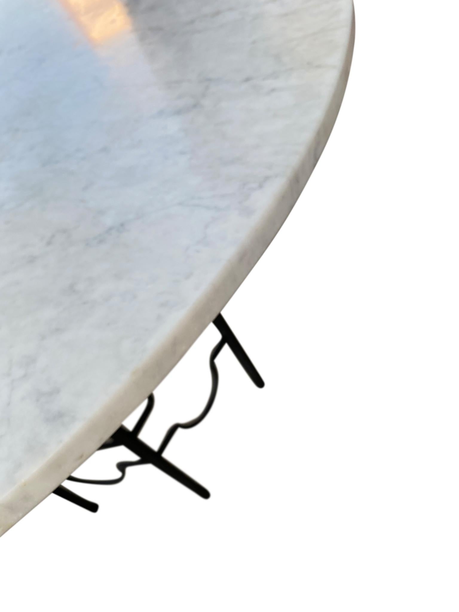 Midcentury Round Carrara Marble-Top Patio Dining Table with Hexagon Iron Base In Good Condition In BROOKLYN, NY