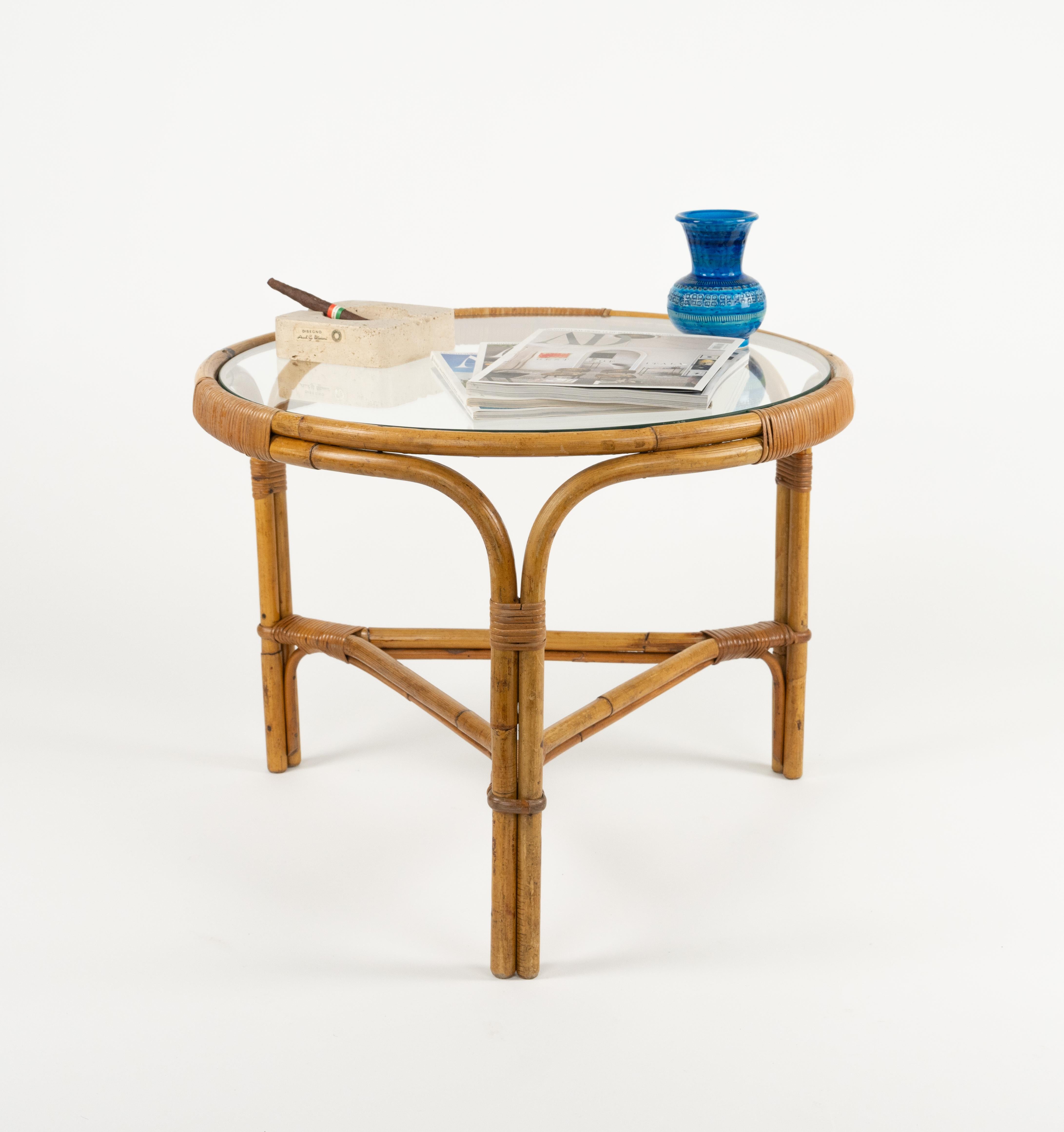 Midcentury Round Coffee Table in Bamboo, Rattan and Glass, Italy 1960s For Sale 2