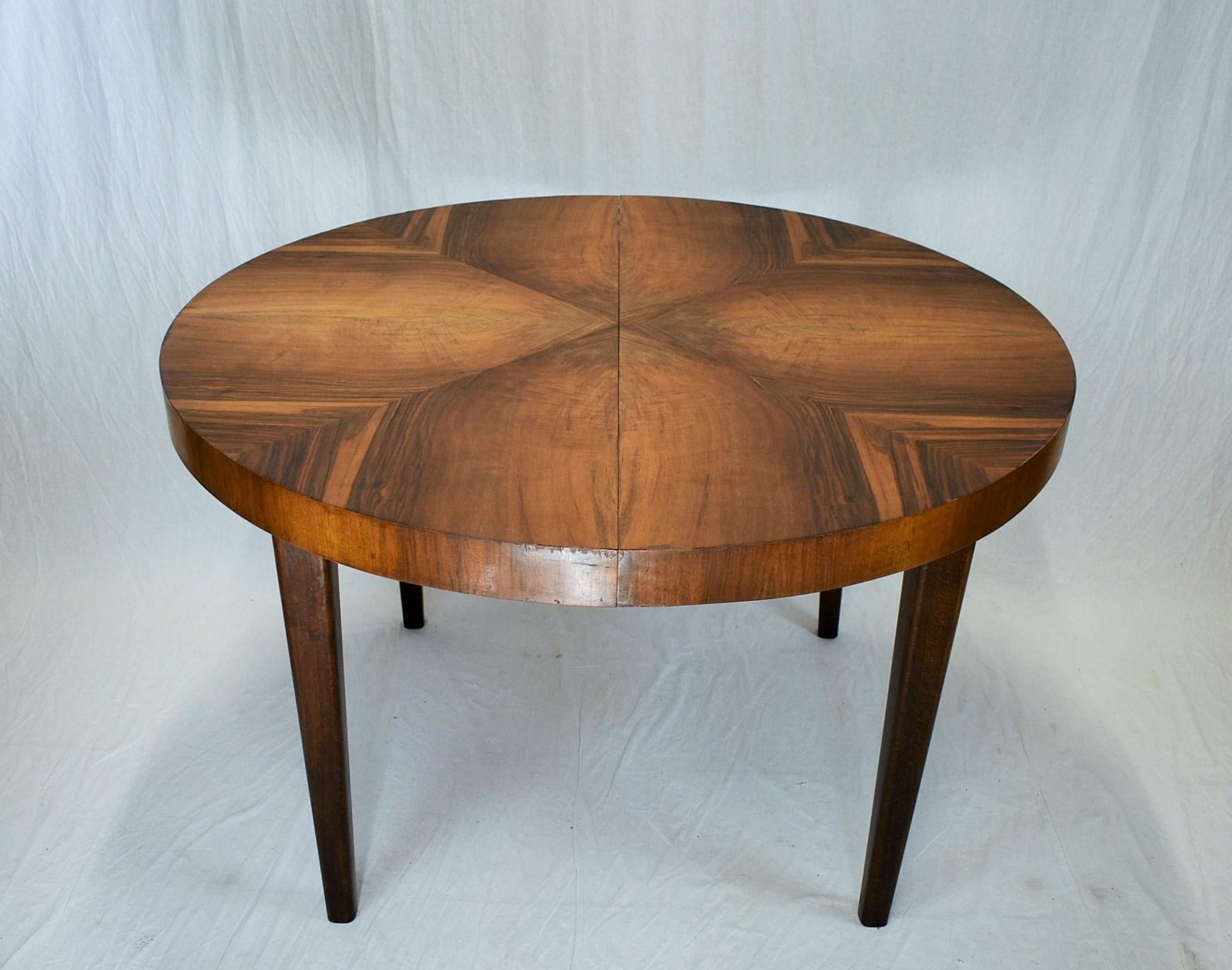 Midcentury Round Folding Dining Table by Jindrich Halabala, Czechoslovakia, 1950 In Good Condition In Praha, CZ