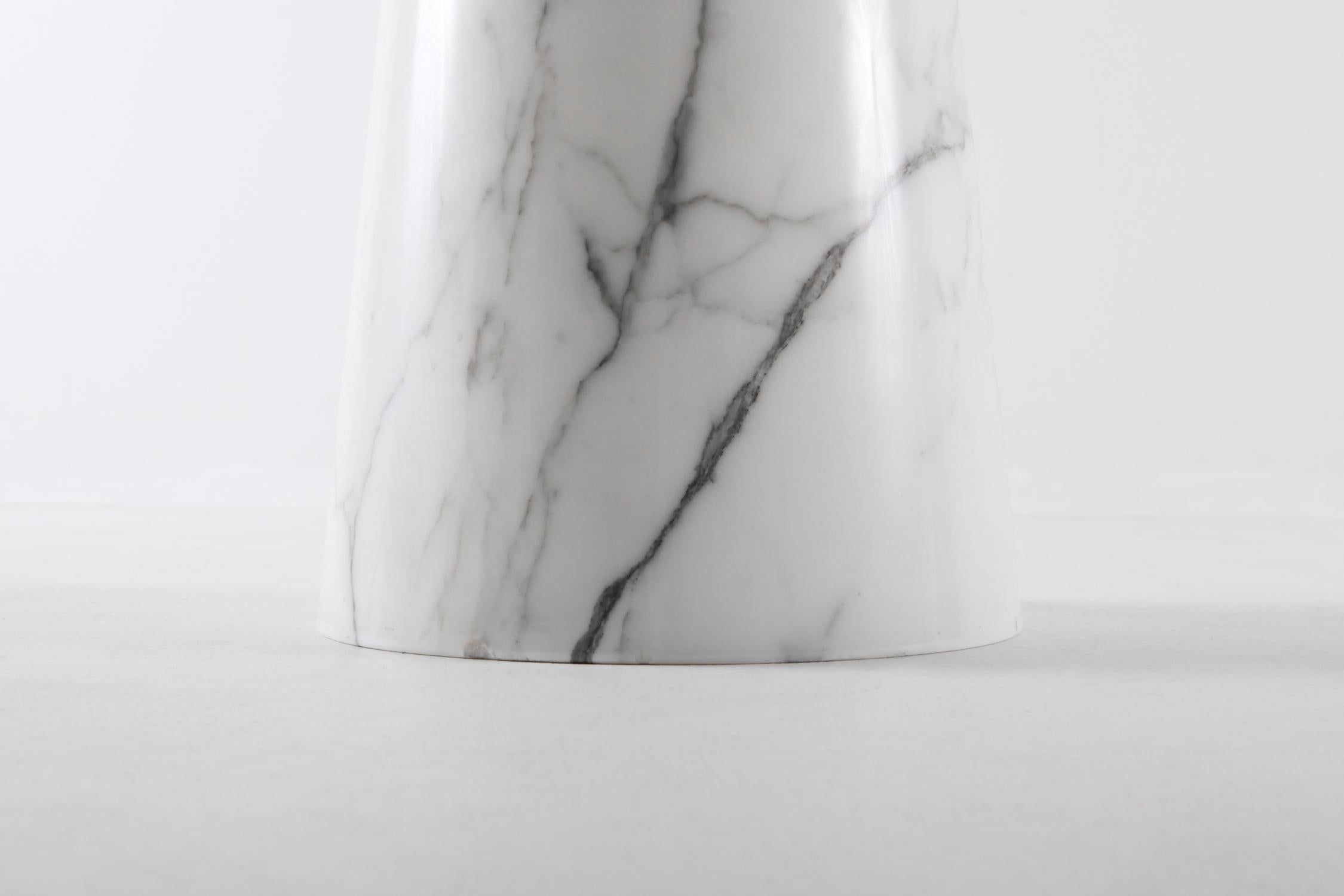 Midcentury Round Italian Carrara Marble Dining Table 4