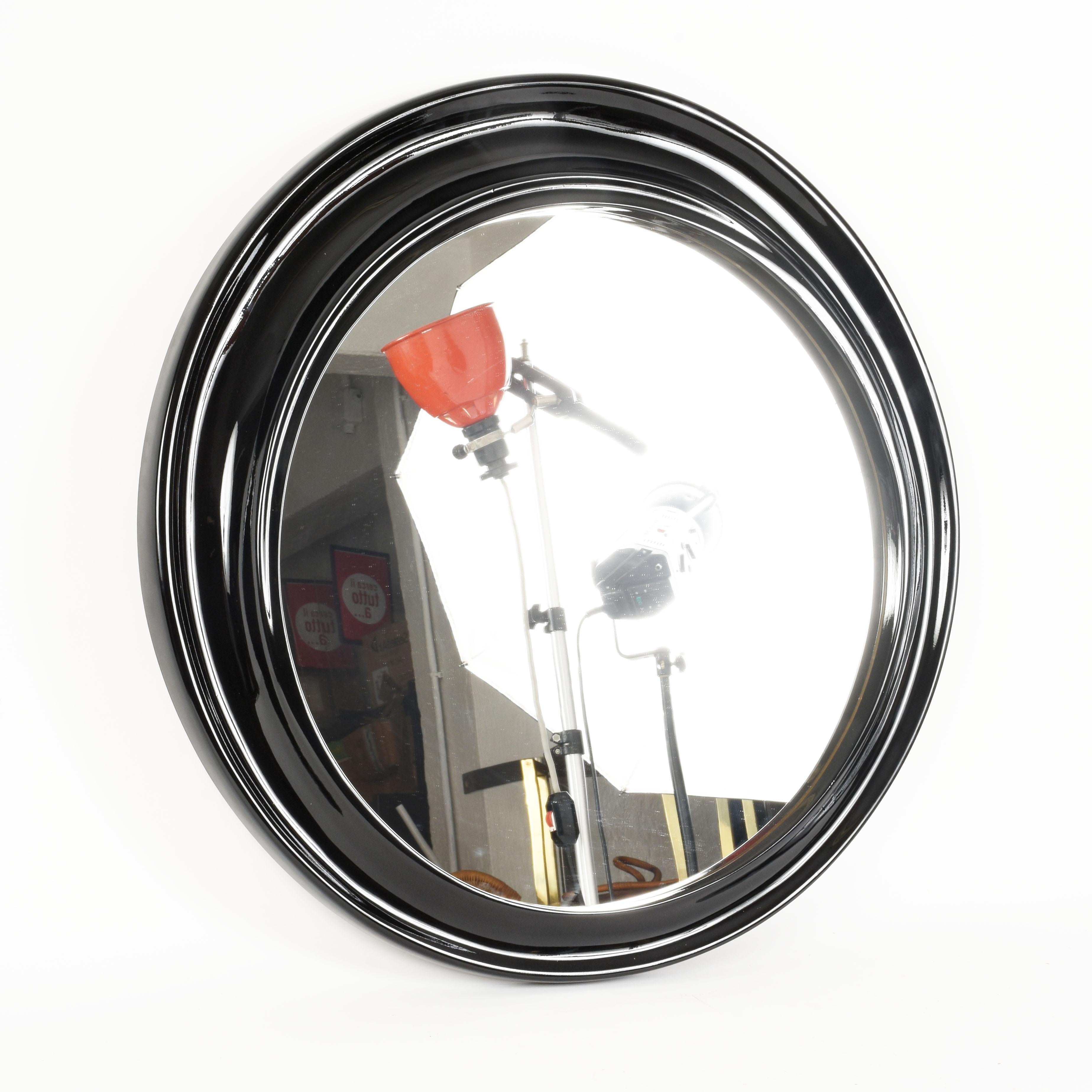 European Midcentury Round Italian Mirror with Black Lacquered Resin Frame, 1970s