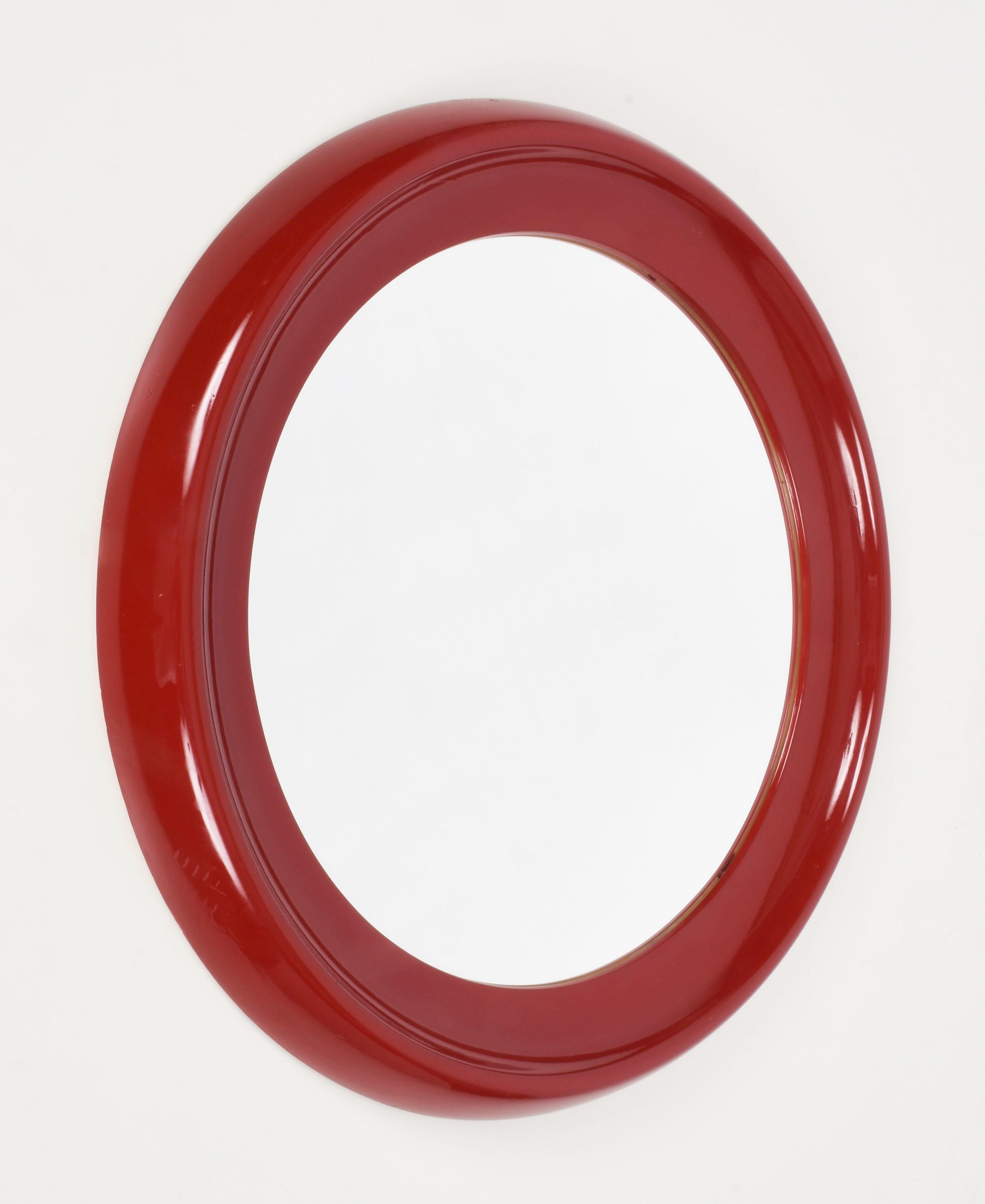 European Midcentury Round Italian Mirror with Red Lacquered Resin Frame, 1970s