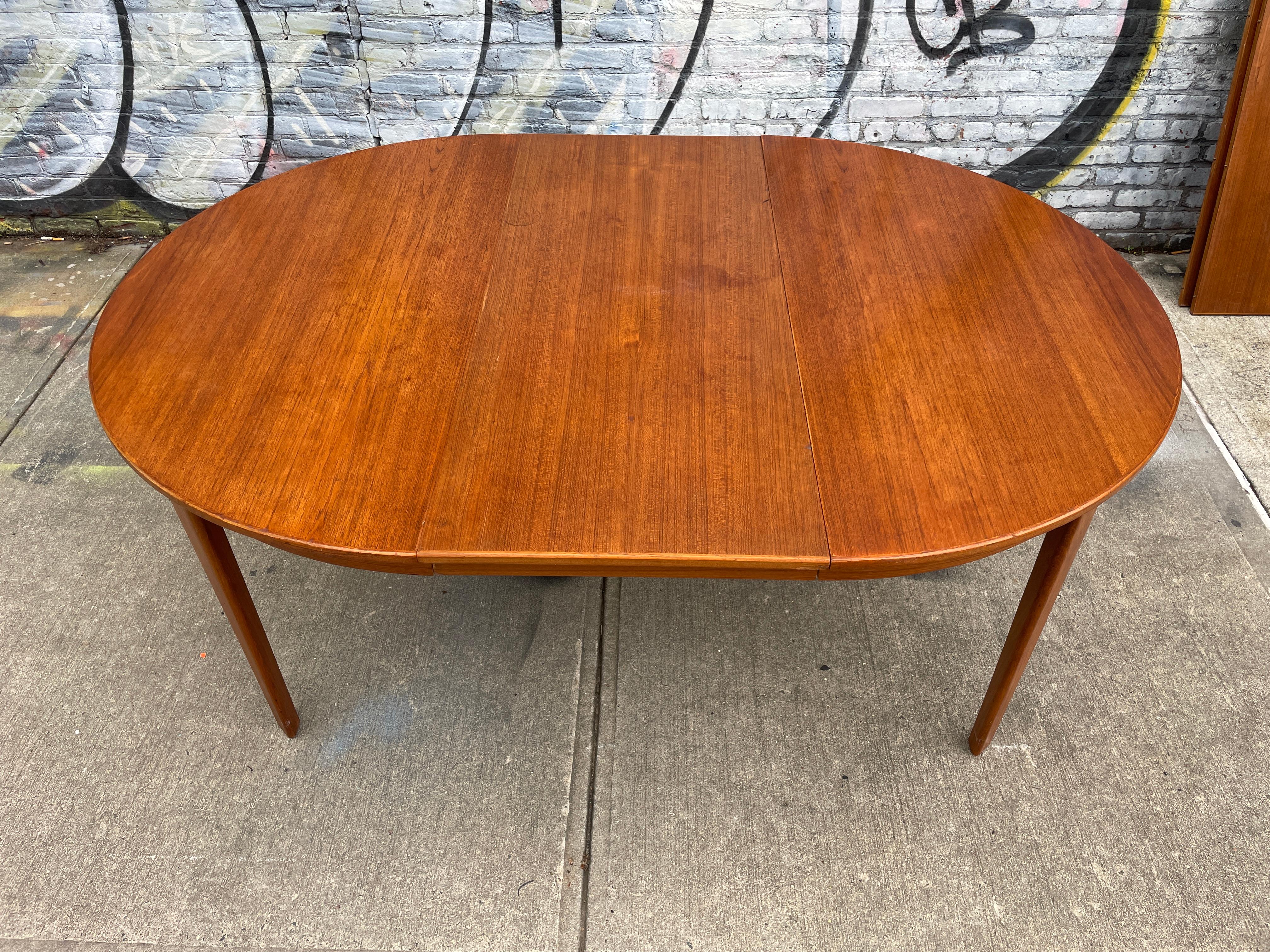 danish round dining table extendable
