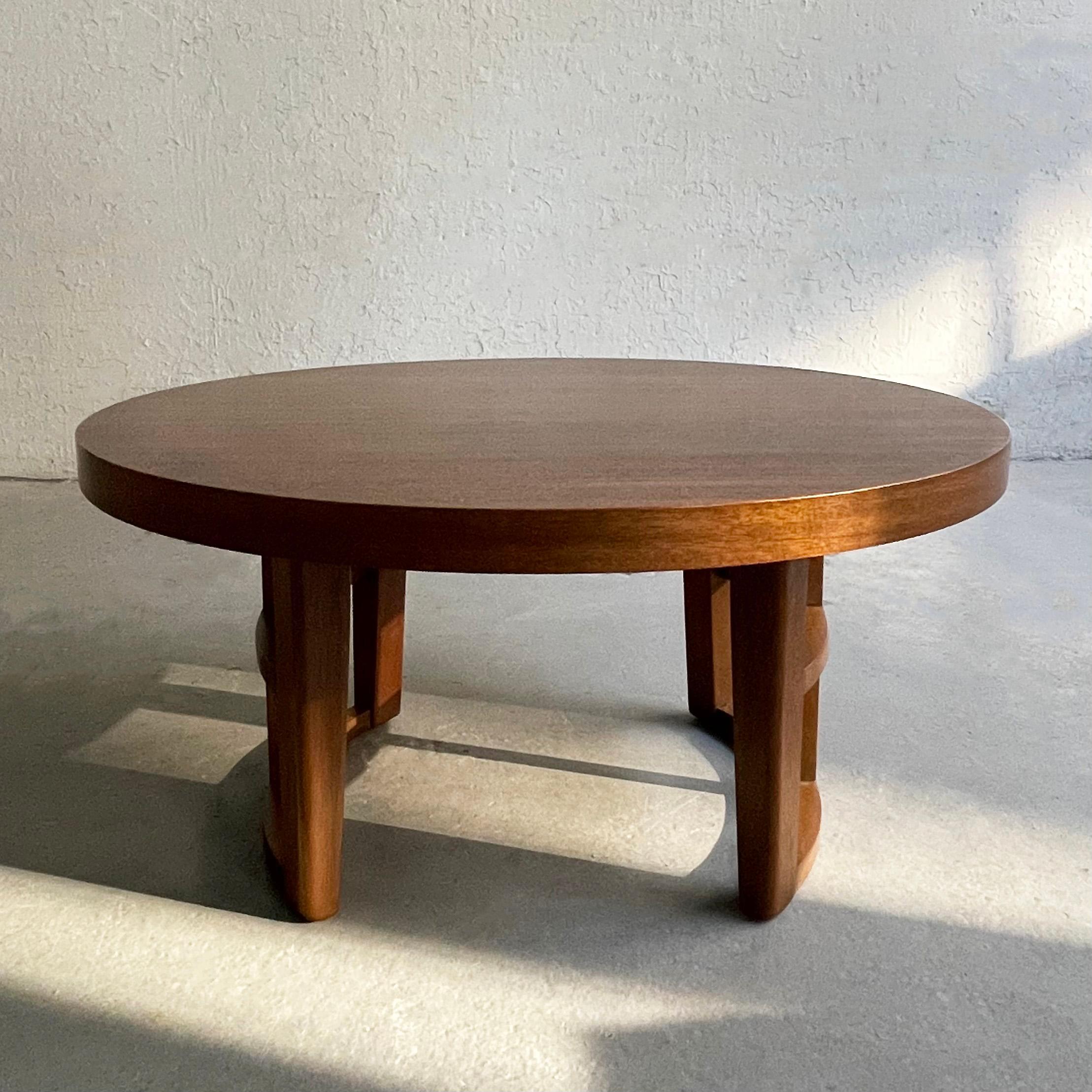 20th Century Mid-Century Round Walnut Lattice Coffee Table For Sale