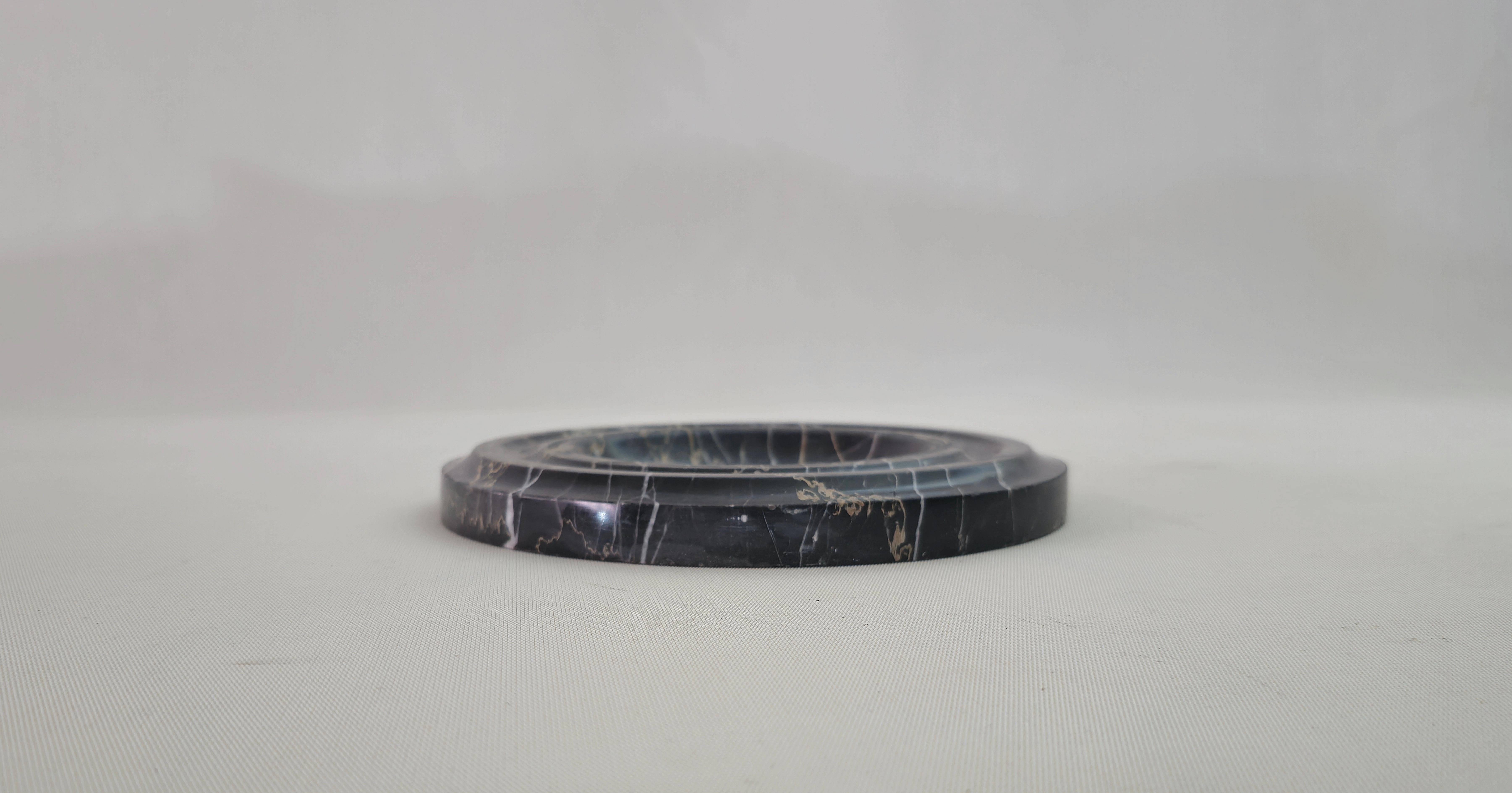 Midcentury Round Marble Bowl or Ashtray Sergio Asti Style, Italy 1970s In Excellent Condition In Palermo, IT