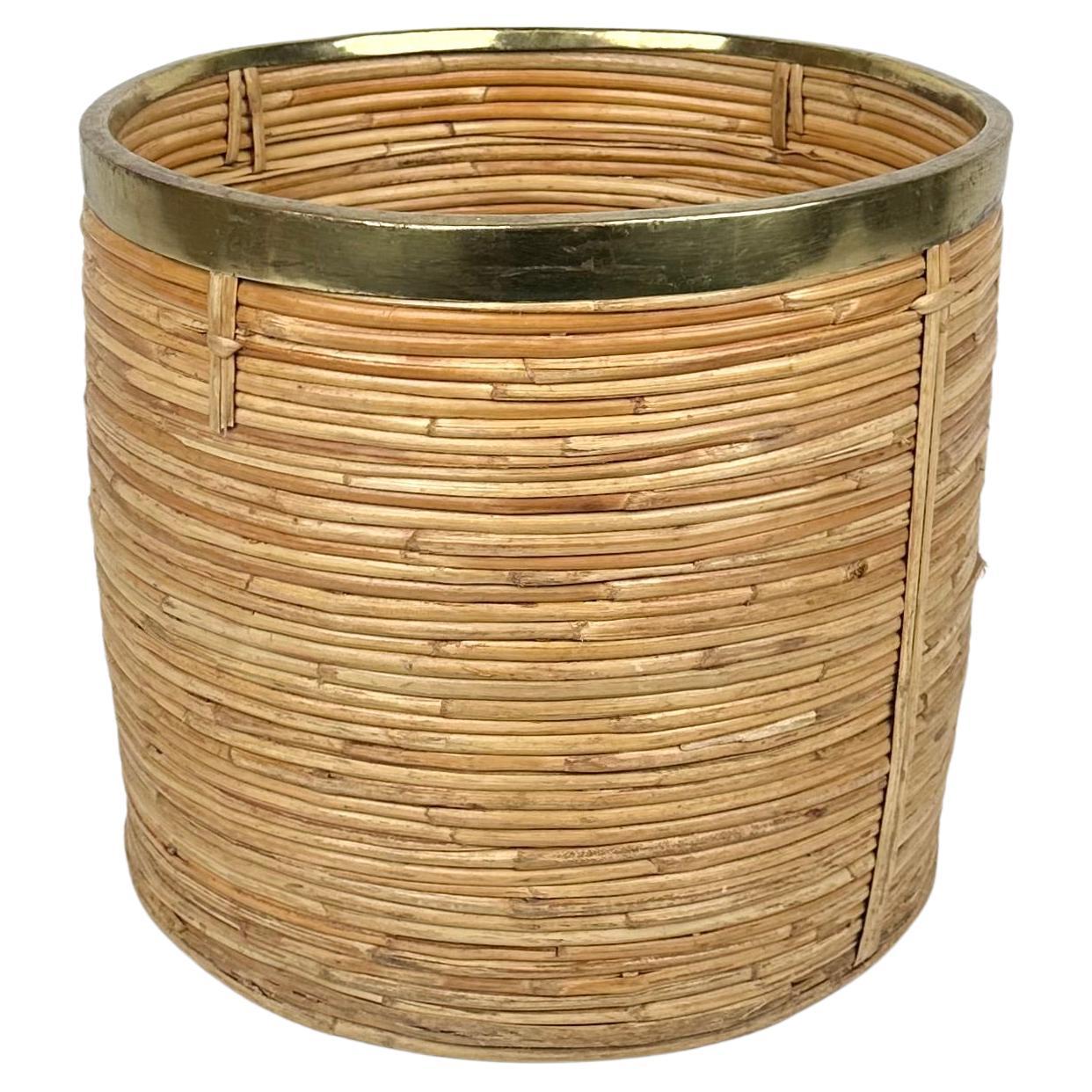 Italian Mid-Century Round Rattan and Brass Basket or Planter, Italy, 1970s For Sale