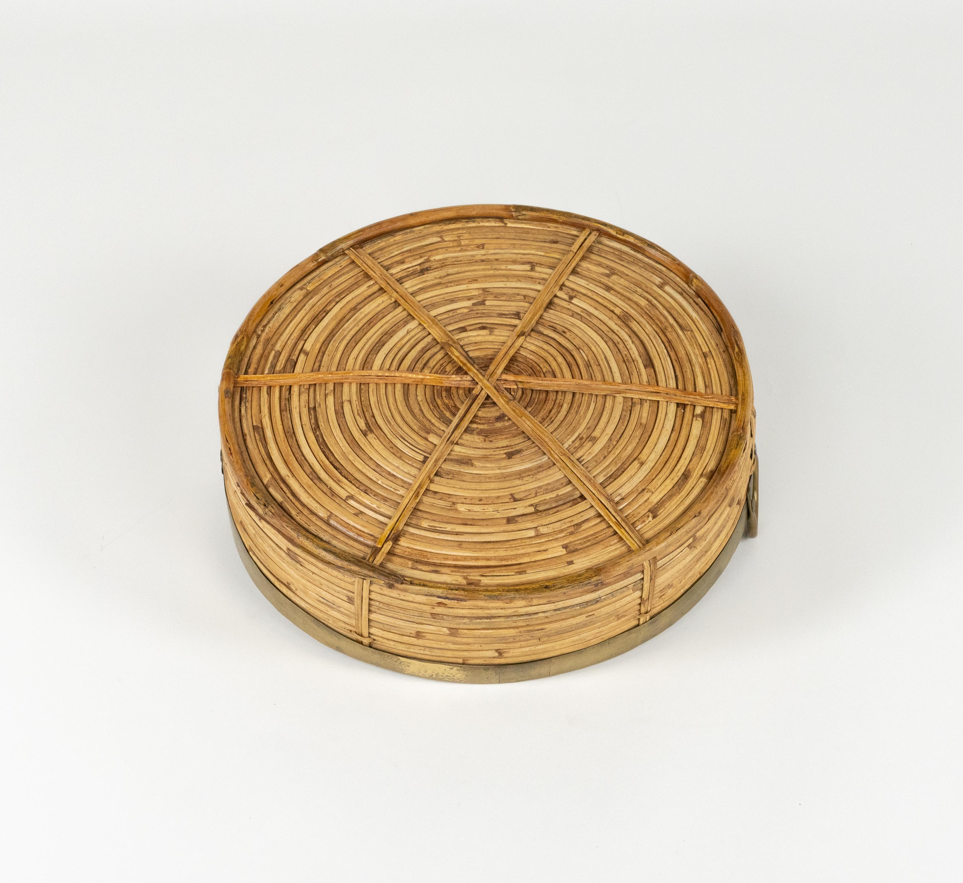 Rundes Serviertablett aus Bambus, Rattan und Messing aus der Mitte des Jahrhunderts, Italien 1970er im Angebot 7