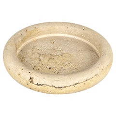 Midcentury Round Vide-Poche Dish in Travertine by Fratelli Mannelli, Italy 1970s