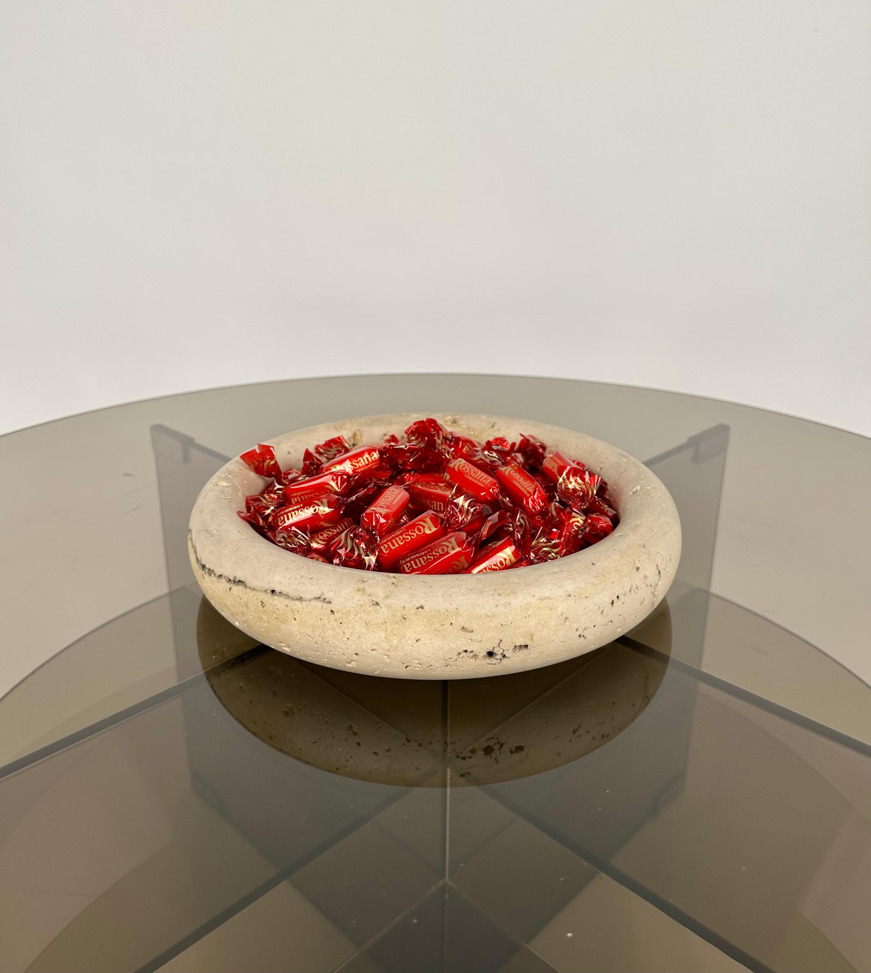 Italian Midcentury Round Vide-Poche Dish in Travertine by Fratelli Mannelli, Italy 1970s For Sale