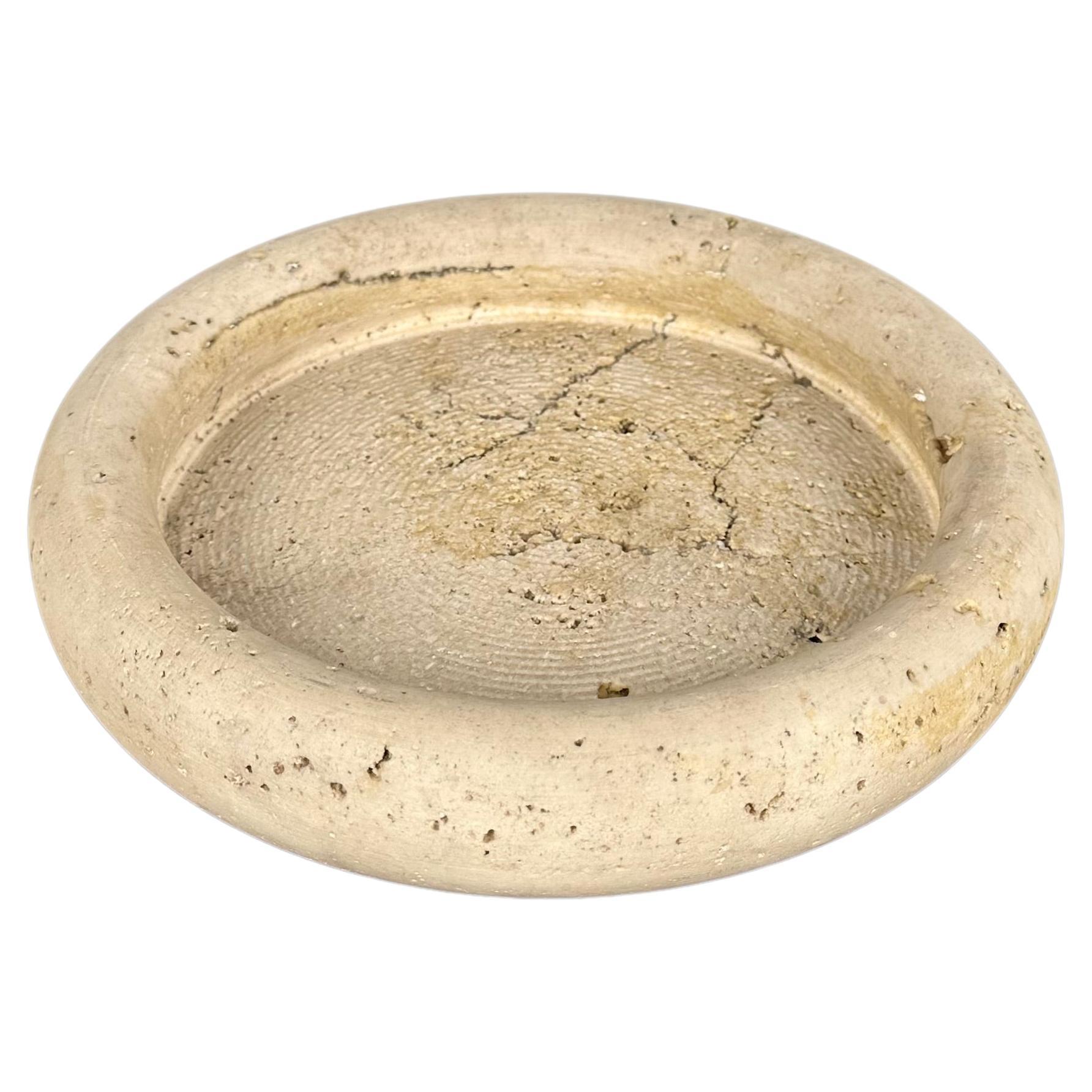 Midcentury Round Vide-Poche Dish in Travertine by Fratelli Mannelli, Italy 1970s For Sale