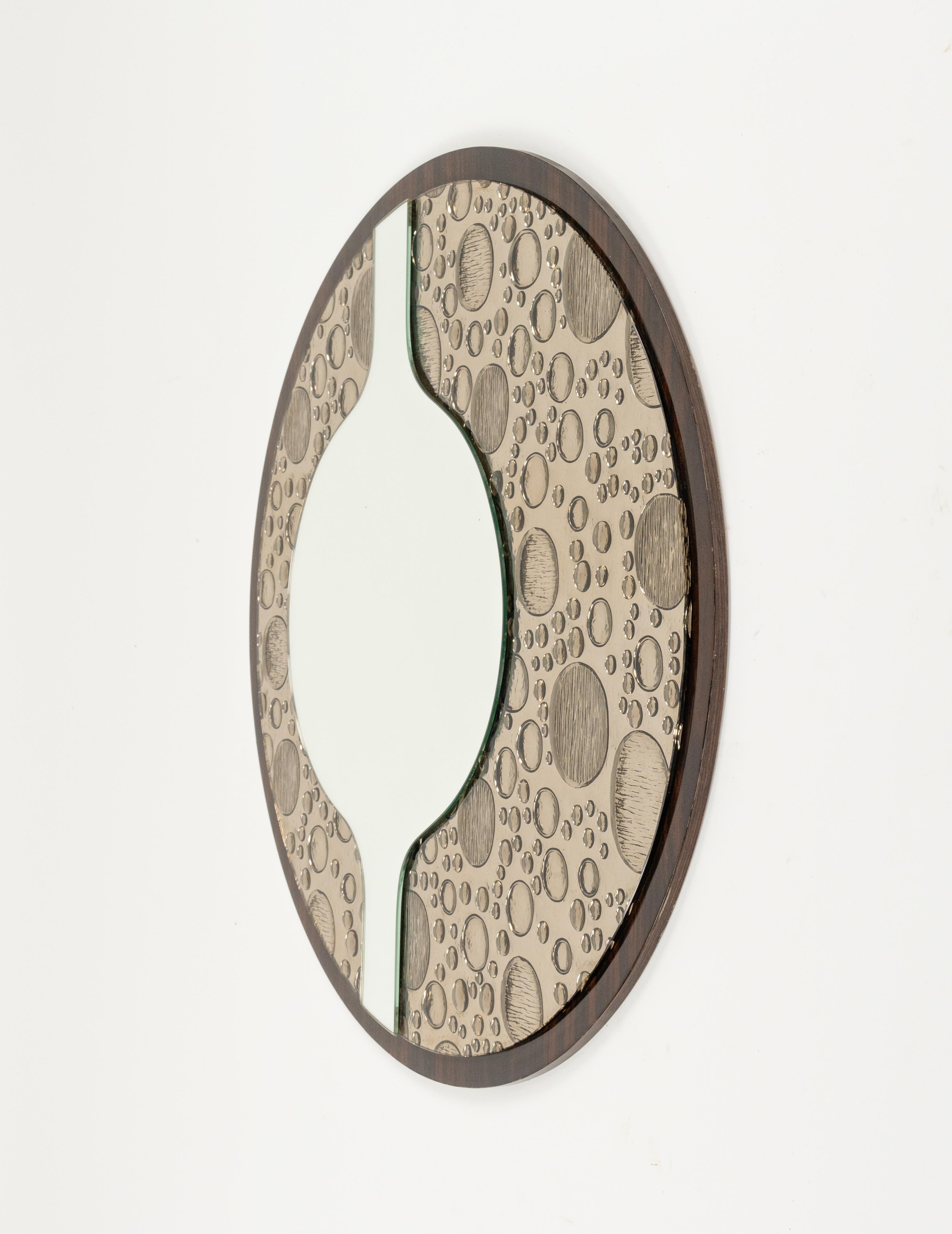 Midcentury Round Wall Mirror in Wood and Glass, Italy 1970s For Sale 4