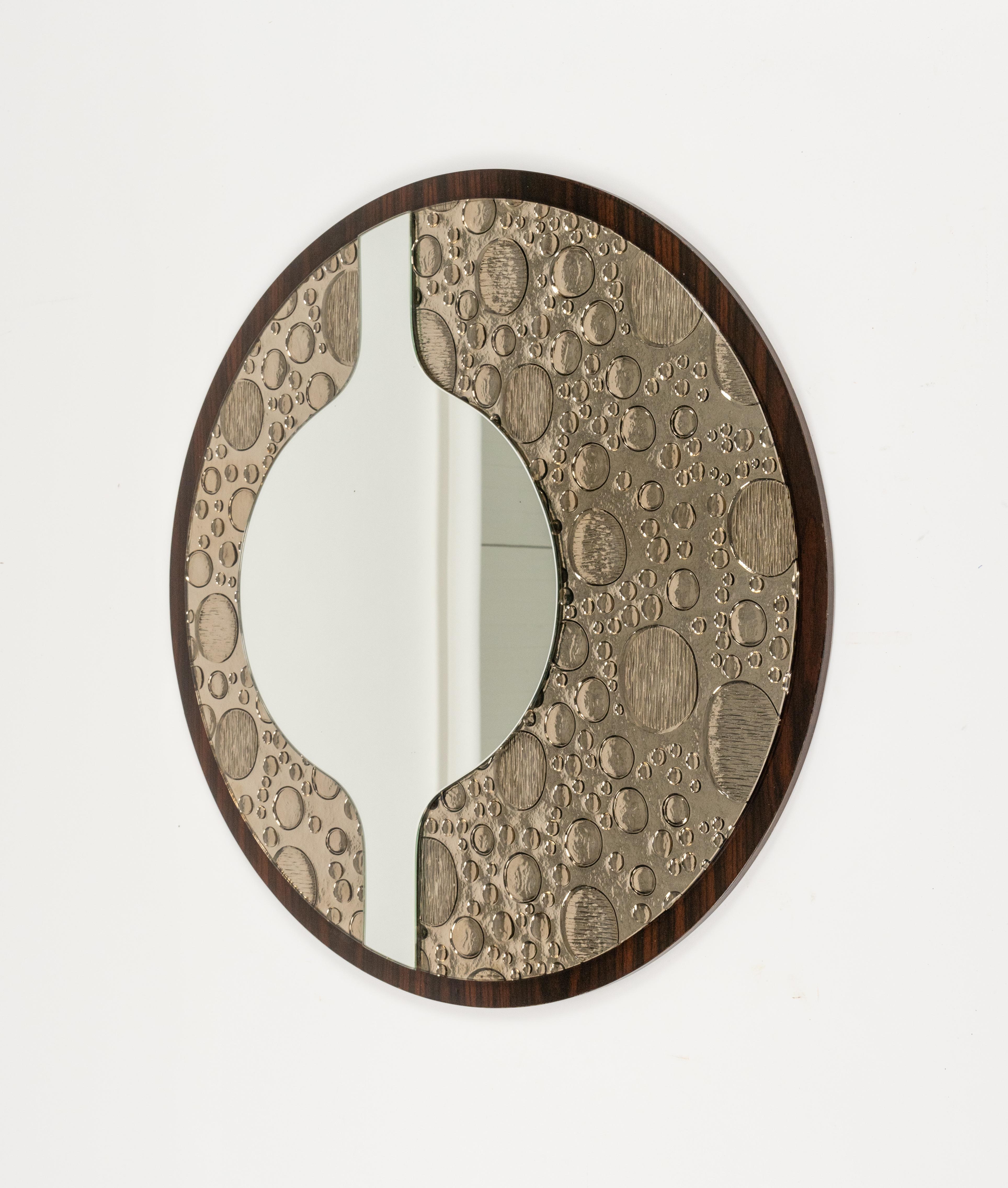 Midcentury Round Wall Mirror in Wood and Glass, Italy 1970s For Sale 1