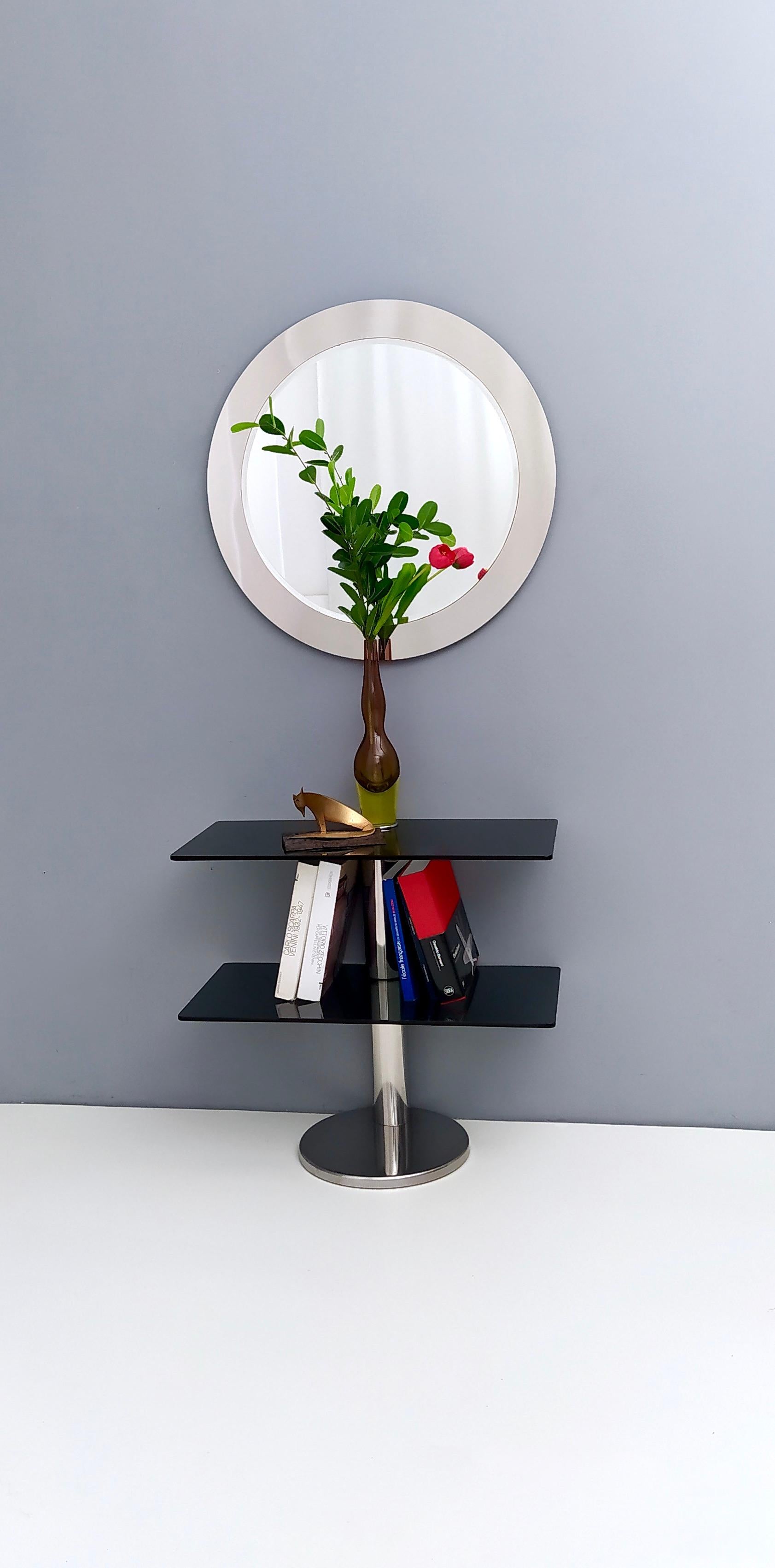 Postmodern Round Wall Mirror with Mirrored Steel Frame, Italy In Good Condition For Sale In Bresso, Lombardy