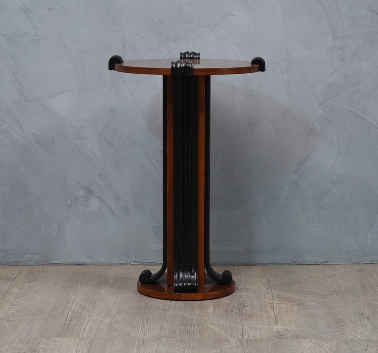 Midcentury Round Walnut Wood Italian Side Tables, 1950 For Sale at 1stDibs