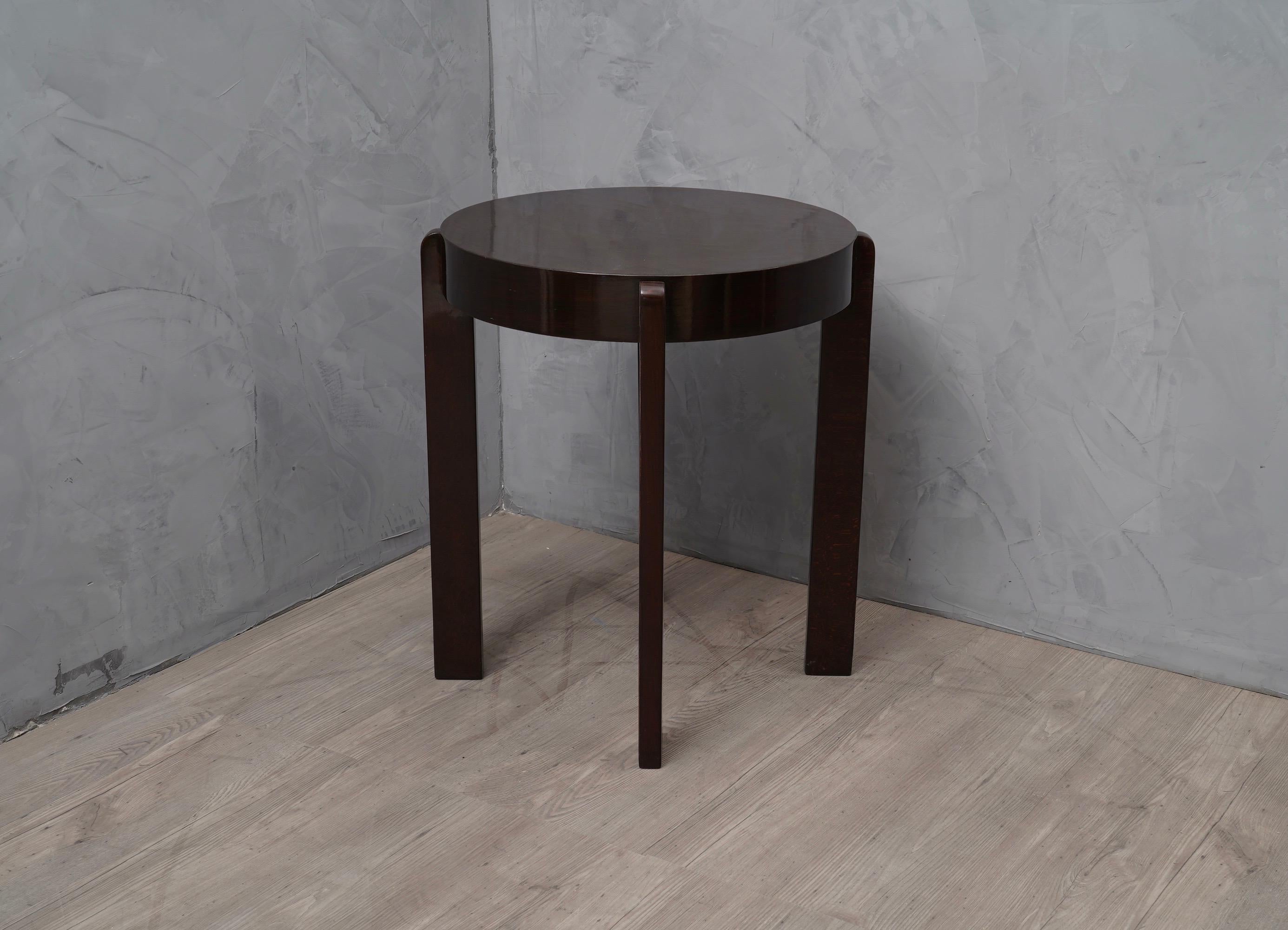 Italian Midcentury Round Walnut Wood Stained in Dark Mahogany Side Table, 1940 For Sale