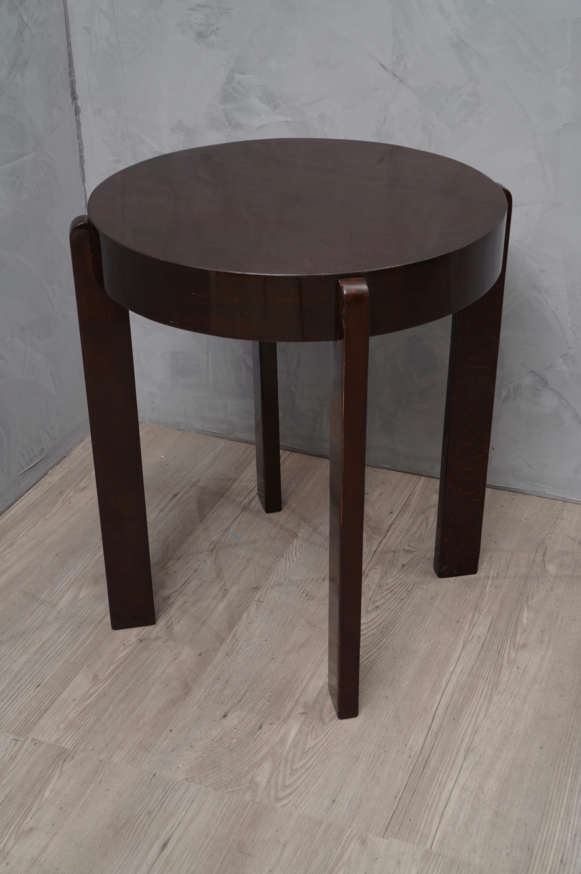 Mid-20th Century Midcentury Round Walnut Wood Stained in Dark Mahogany Side Table, 1940 For Sale