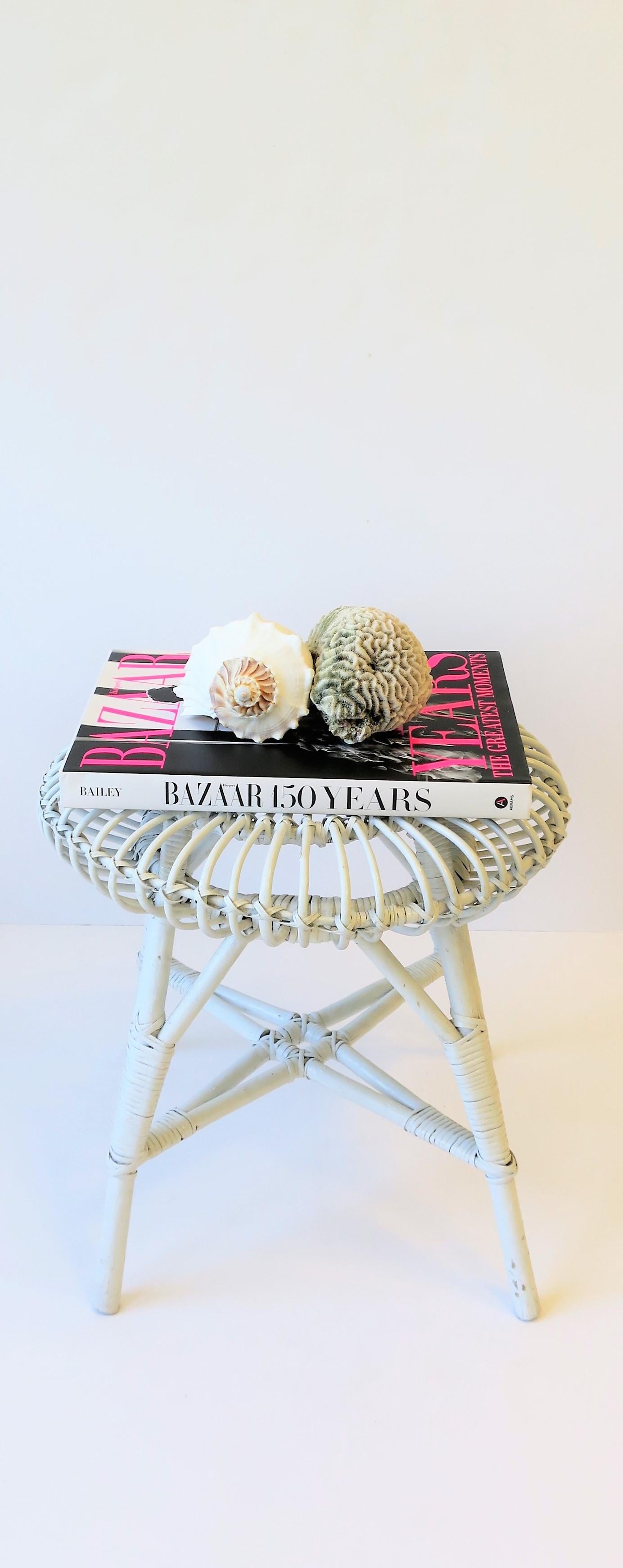 Wicker Rattan Stool in the Style of Franco Albini For Sale 1