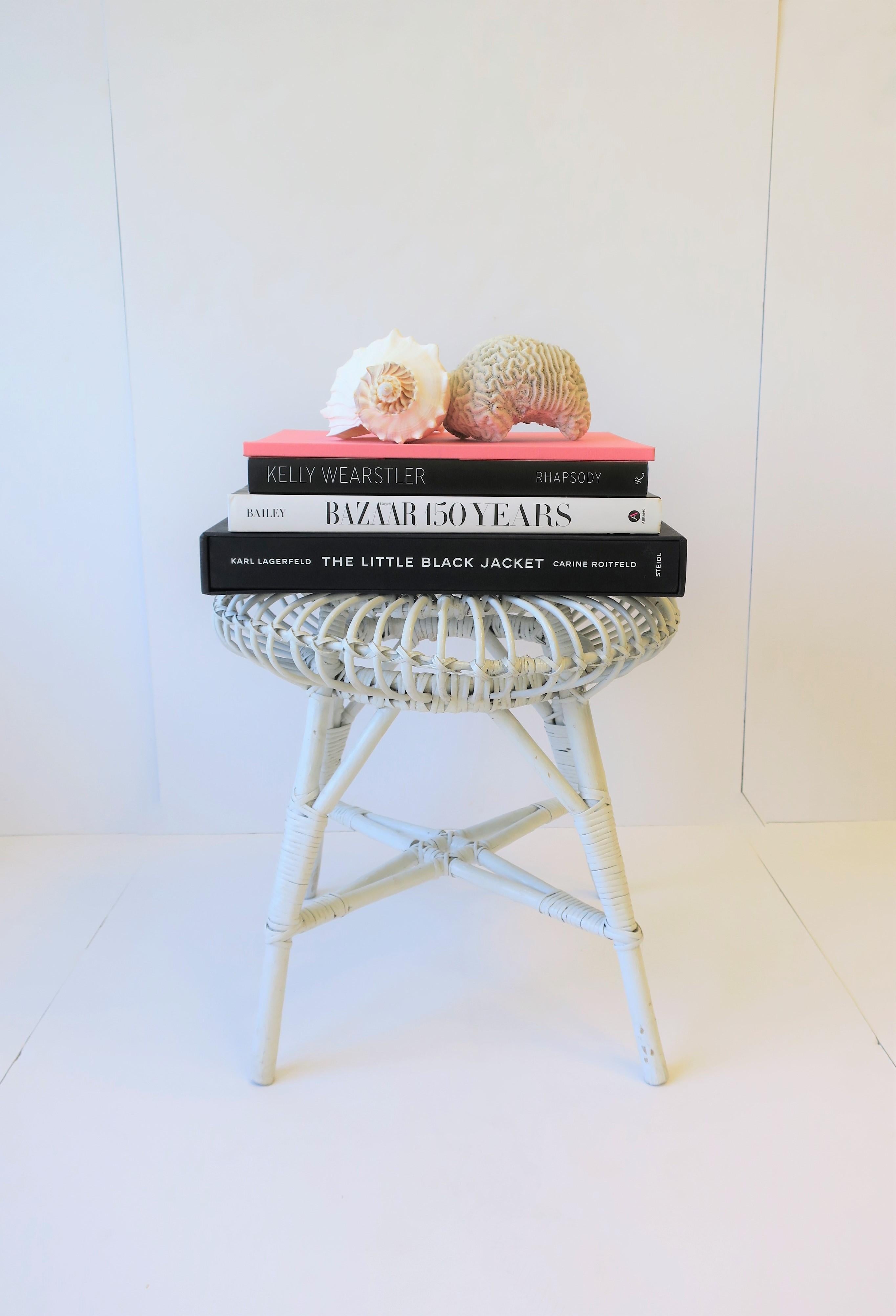 Wicker Rattan Stool in the Style of Franco Albini For Sale 5