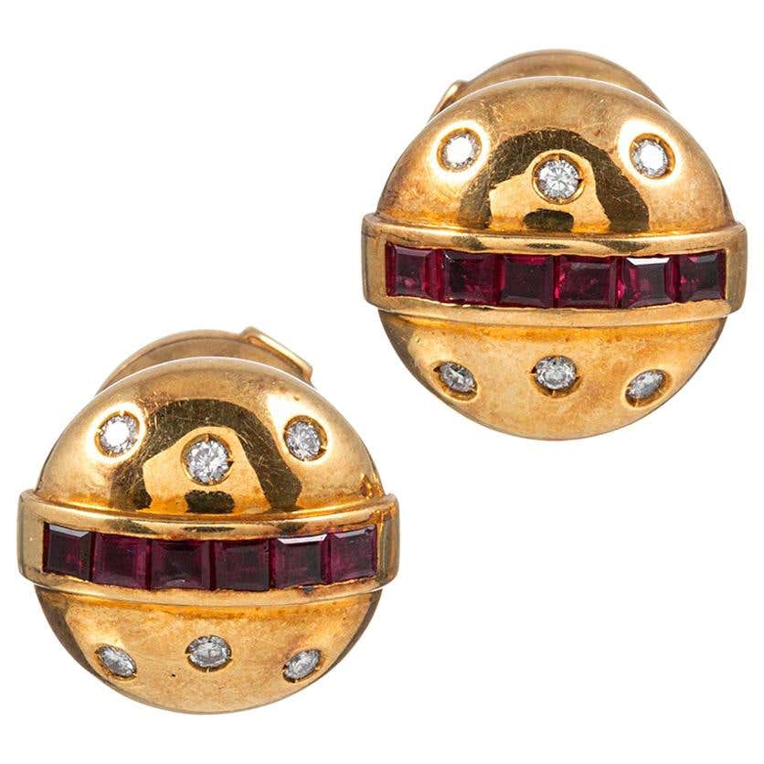 TIFFANY and Co. 1950s Yellow Gold Blazer Buttons at 1stDibs