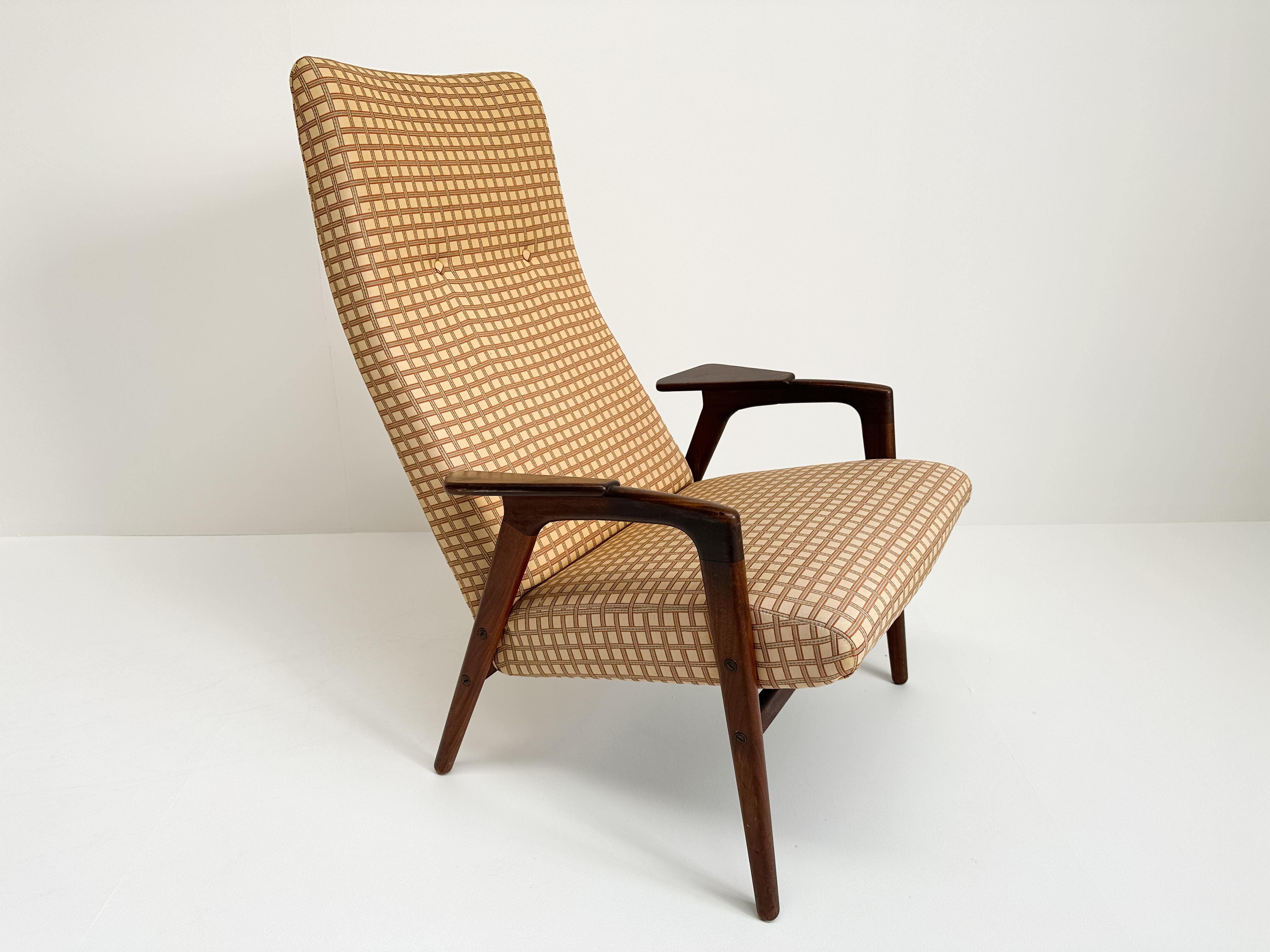 Midcentury 'Ruster' Chair by Yngve Ekström for Pastoe For Sale 1