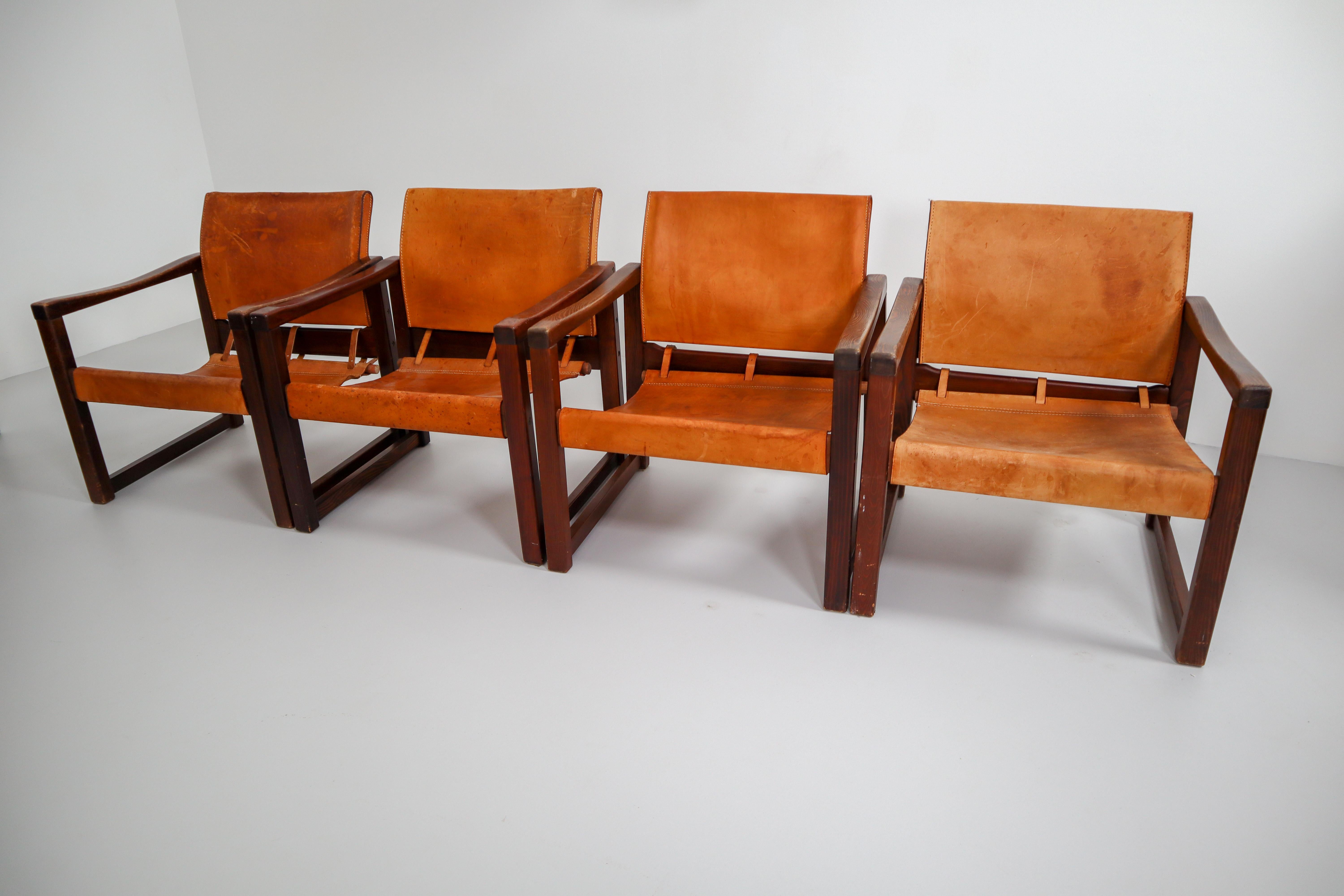 Midcentury Safari Lounge Chairs in Patinated Cognac Saddle Leather, 1970s 8