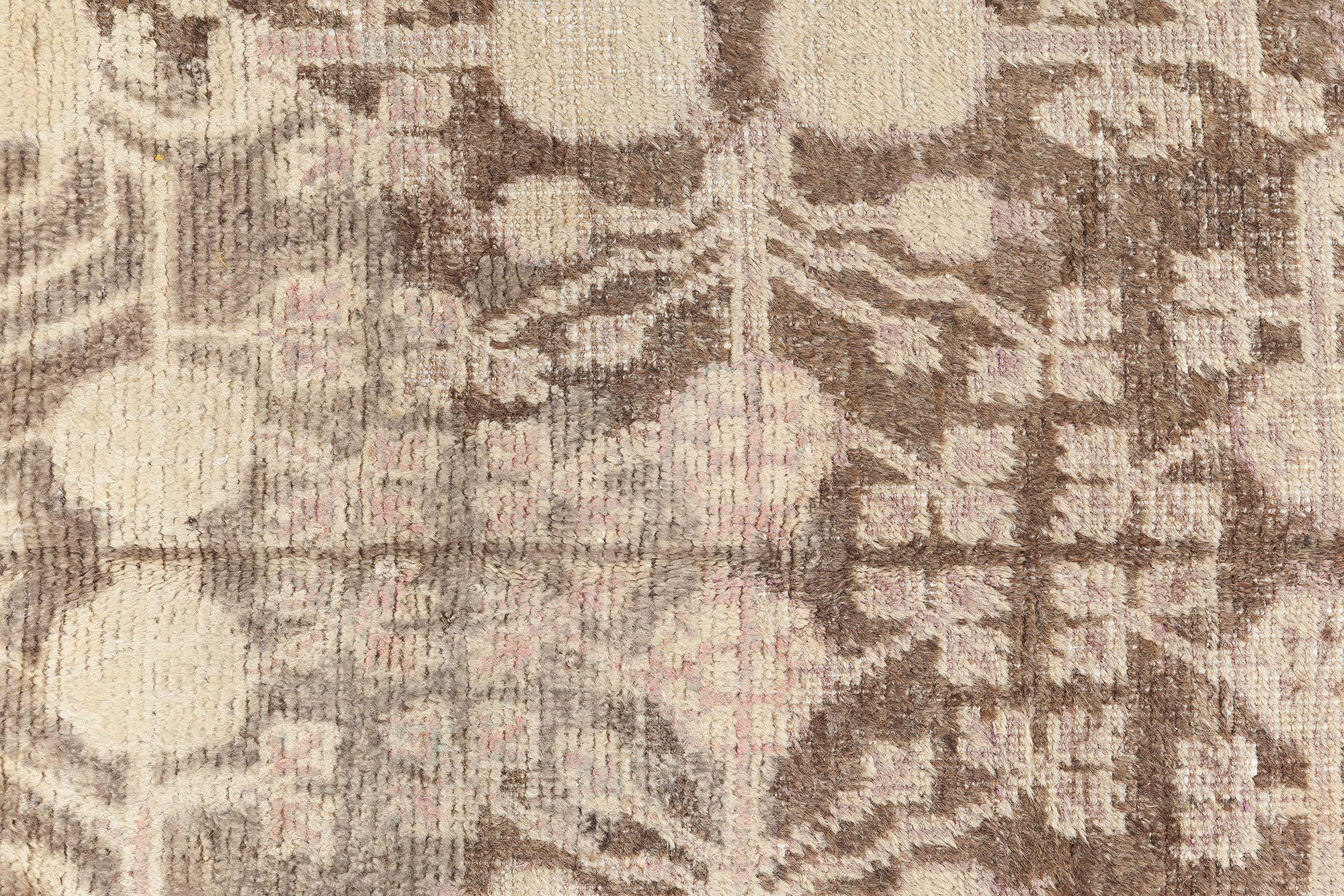 Handgewebter Samarkand-Wollteppich Doris Leslie Blau aus der Mitte des Jahrhunderts (20. Jahrhundert) im Angebot