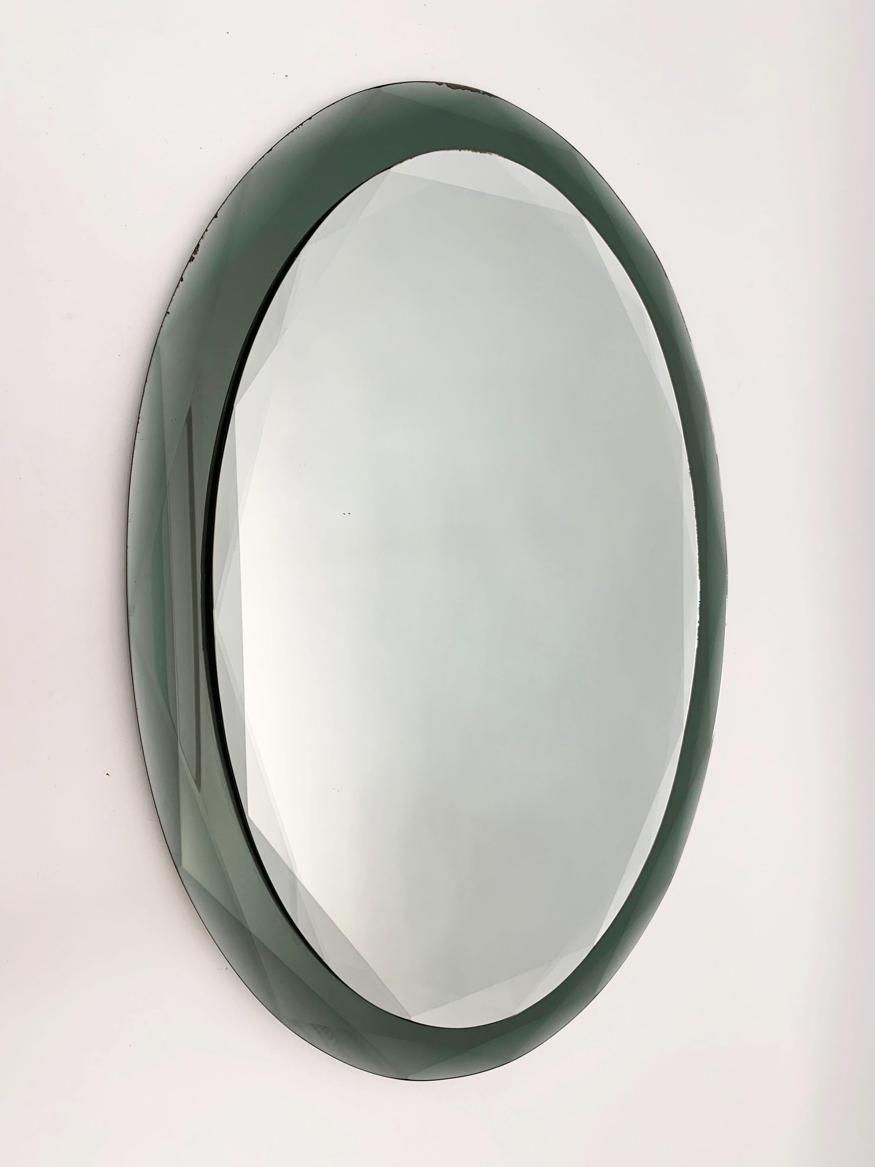 Midcentury Santambrogio & De Berti Oval Italian Scalloped Wall Mirror, 1950s 7