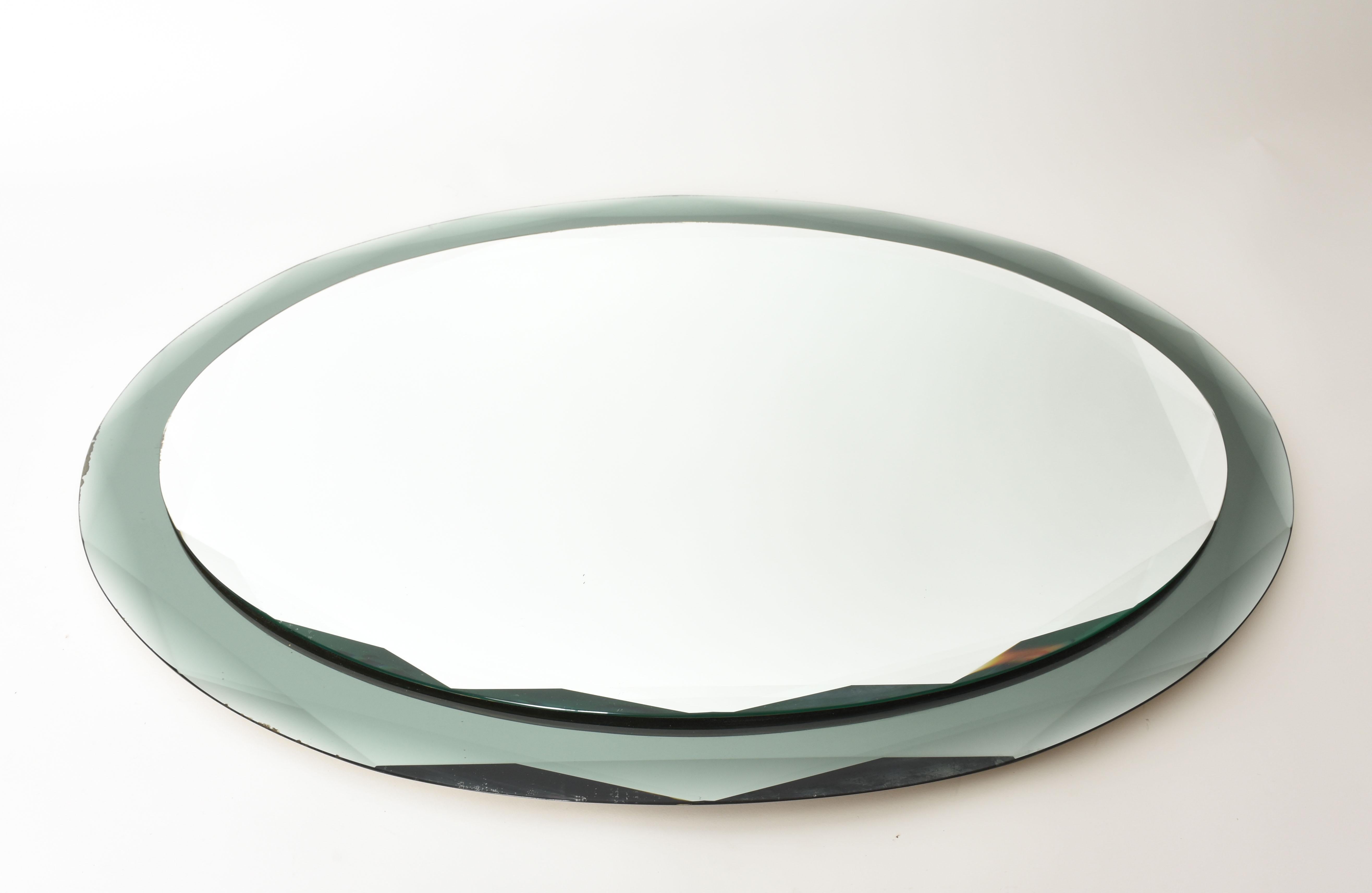 Midcentury Santambrogio & De Berti Oval Italian Scalloped Wall Mirror, 1950s In Good Condition In Roma, IT