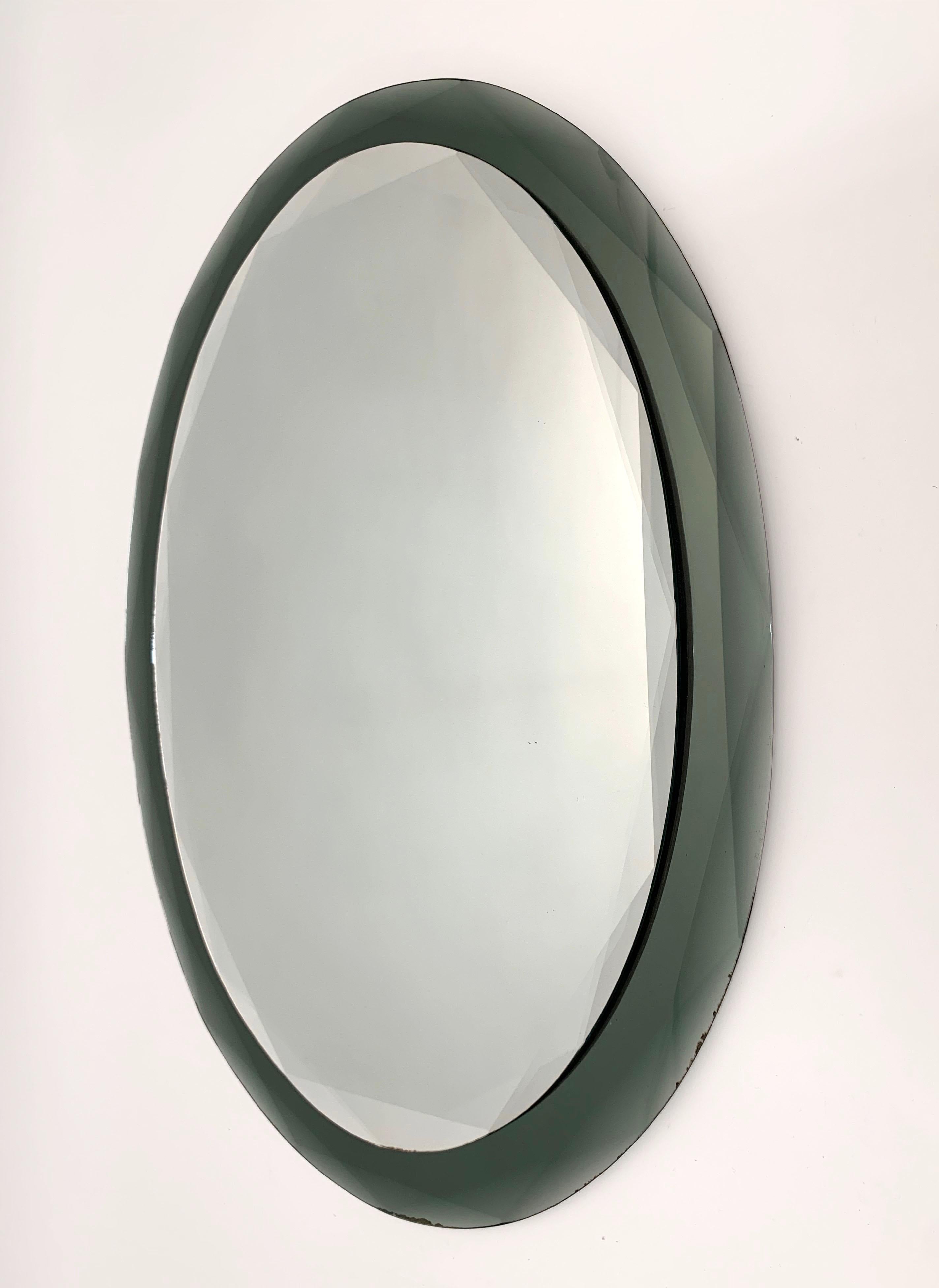 Midcentury Santambrogio & De Berti Oval Italian Scalloped Wall Mirror, 1950s 3