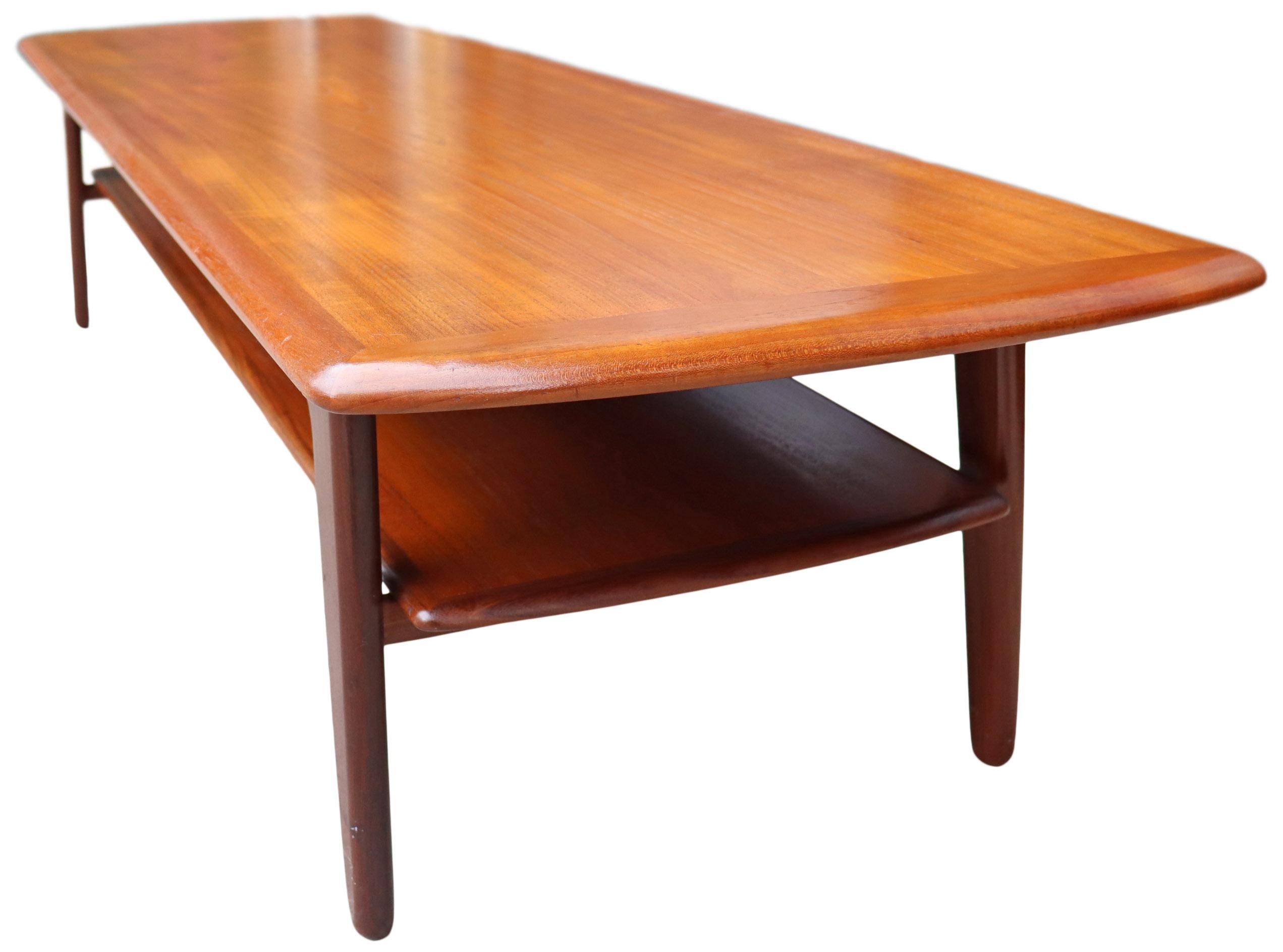 20th Century Midcentury Scandinavian Coffee Table by Svend Aage Madsen For Sale