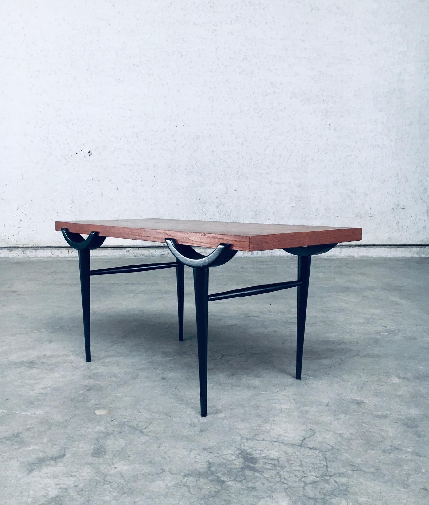 Midcentury Scandinavian Design Coffee Table, Denmark 1960's For Sale 2